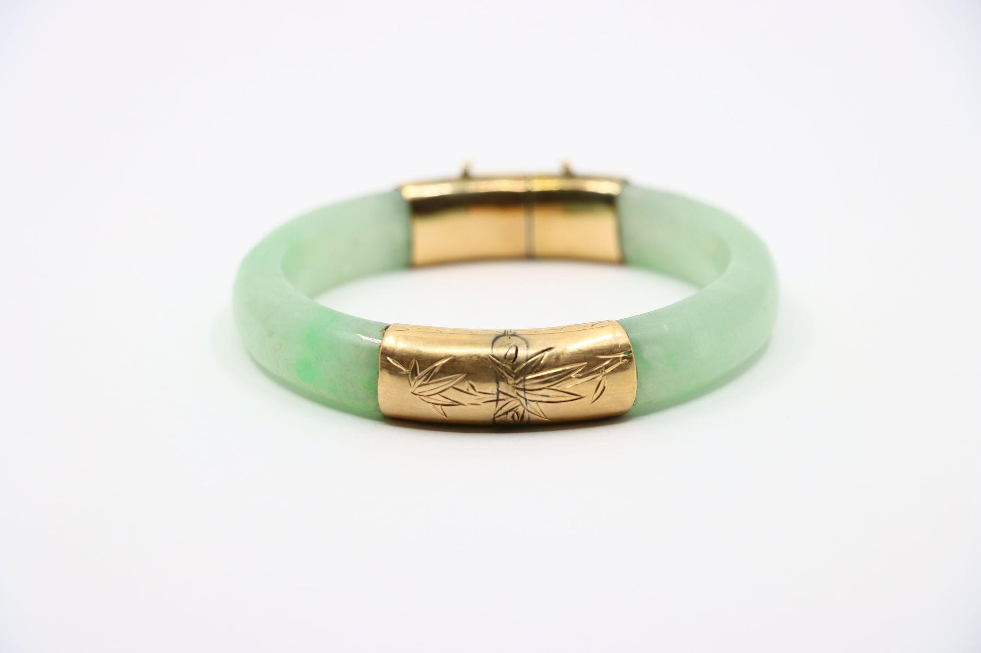 Vintage 14K Gold Jade Bracelet