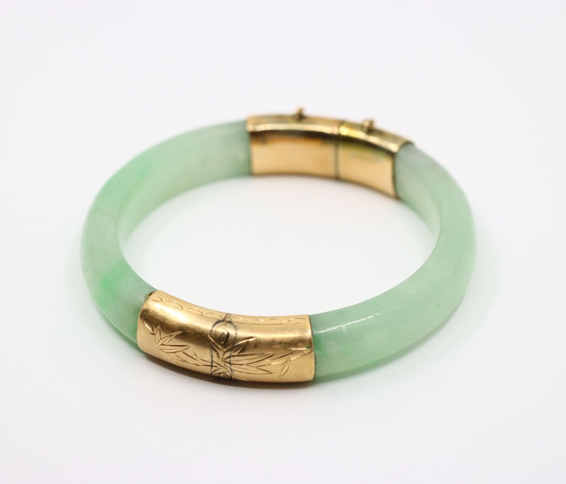 Vintage 14K Gold Jade Bracelet