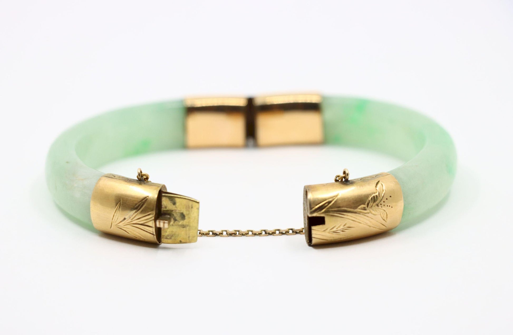 Vintage 14K Gold Jade Bracelet