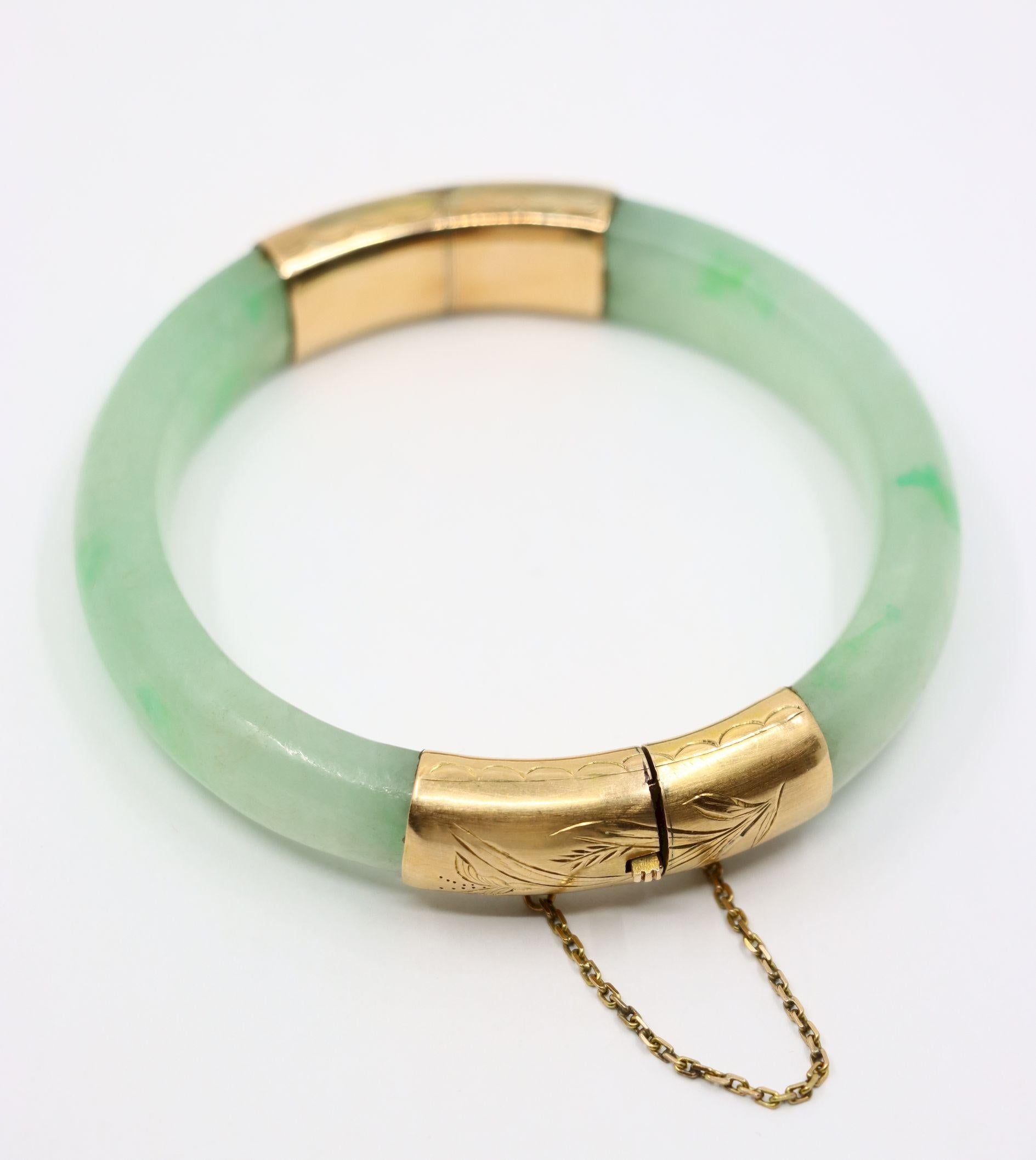 Vintage 14K Gold Jade Bracelet