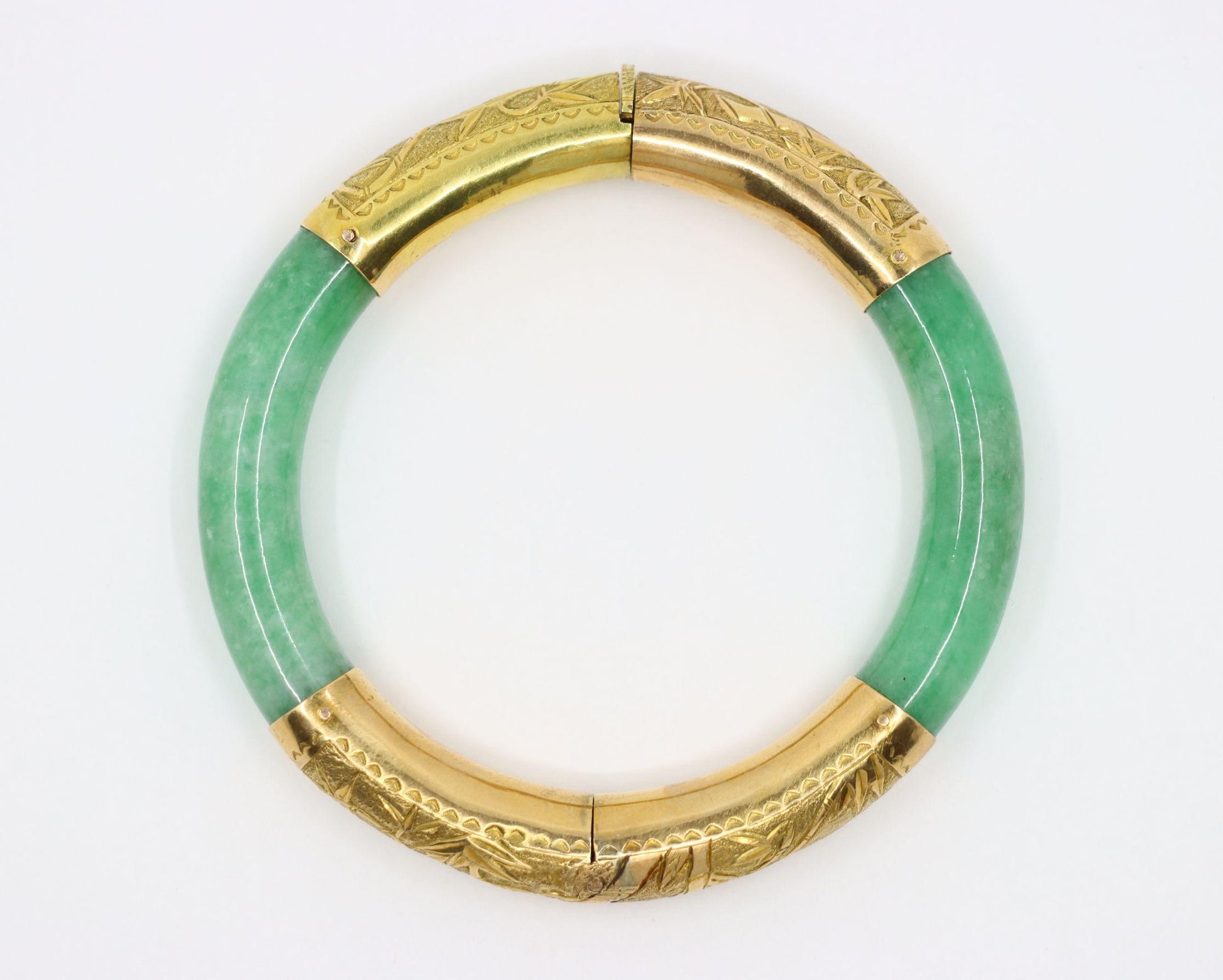Vintage 14K Gold Green Jade Bracelet