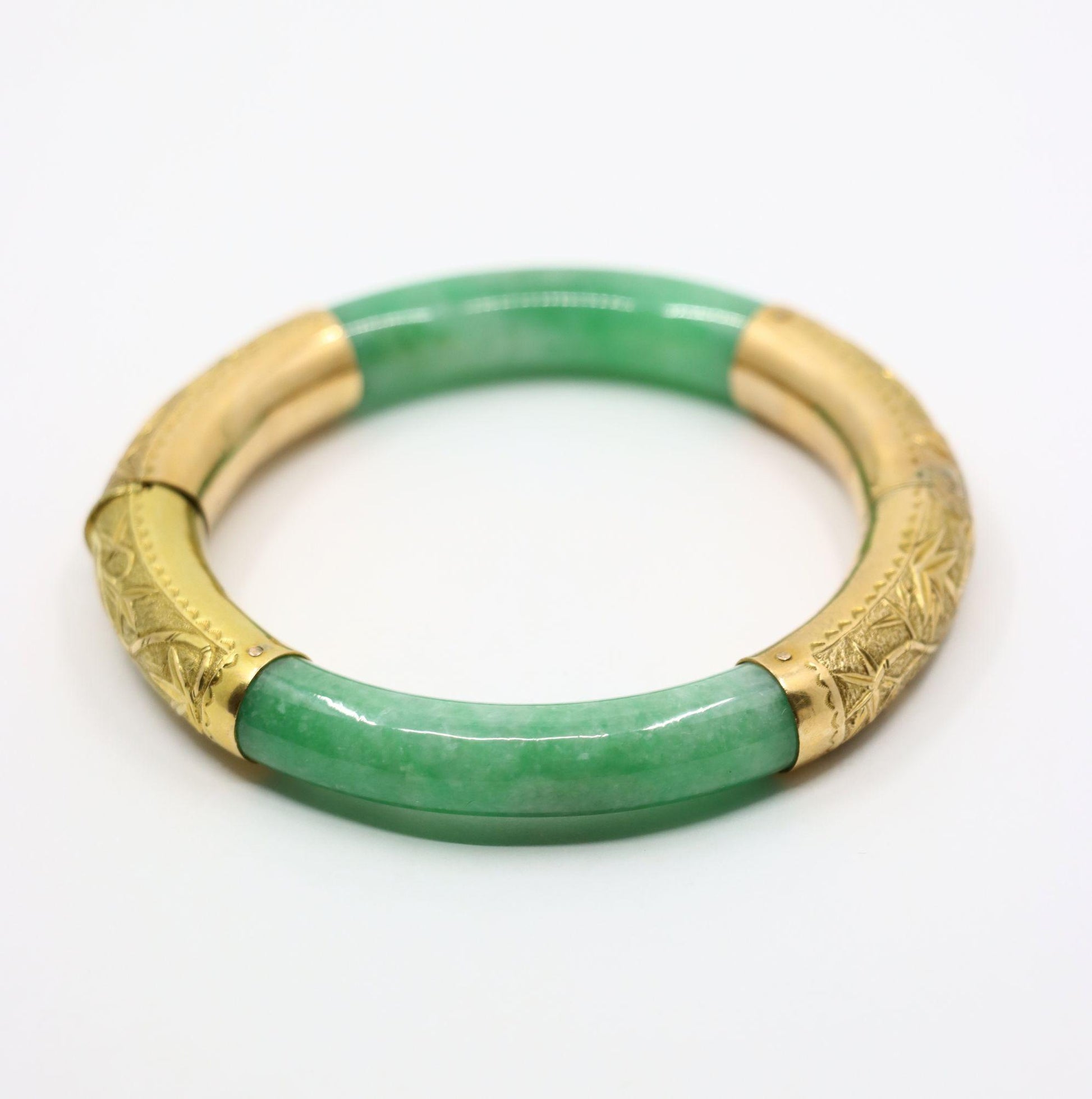 Vintage 14K Gold Green Jade Bracelet