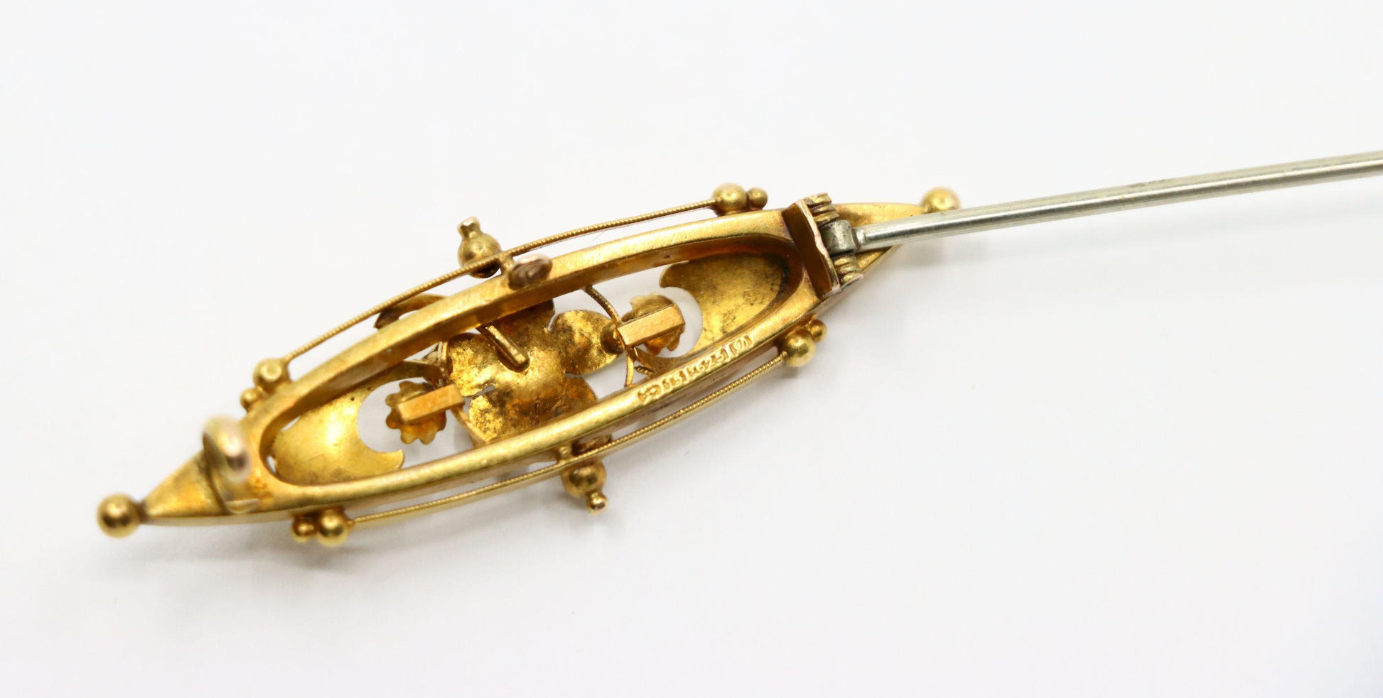 A Vintage 15K Gold Aquamarine Pendant Brooch Pin