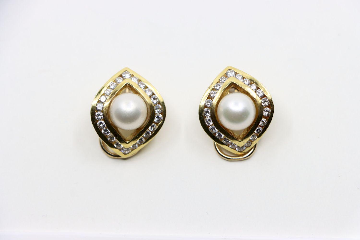 Vintage Maico 18K Gold Pearl Diamond Earrings