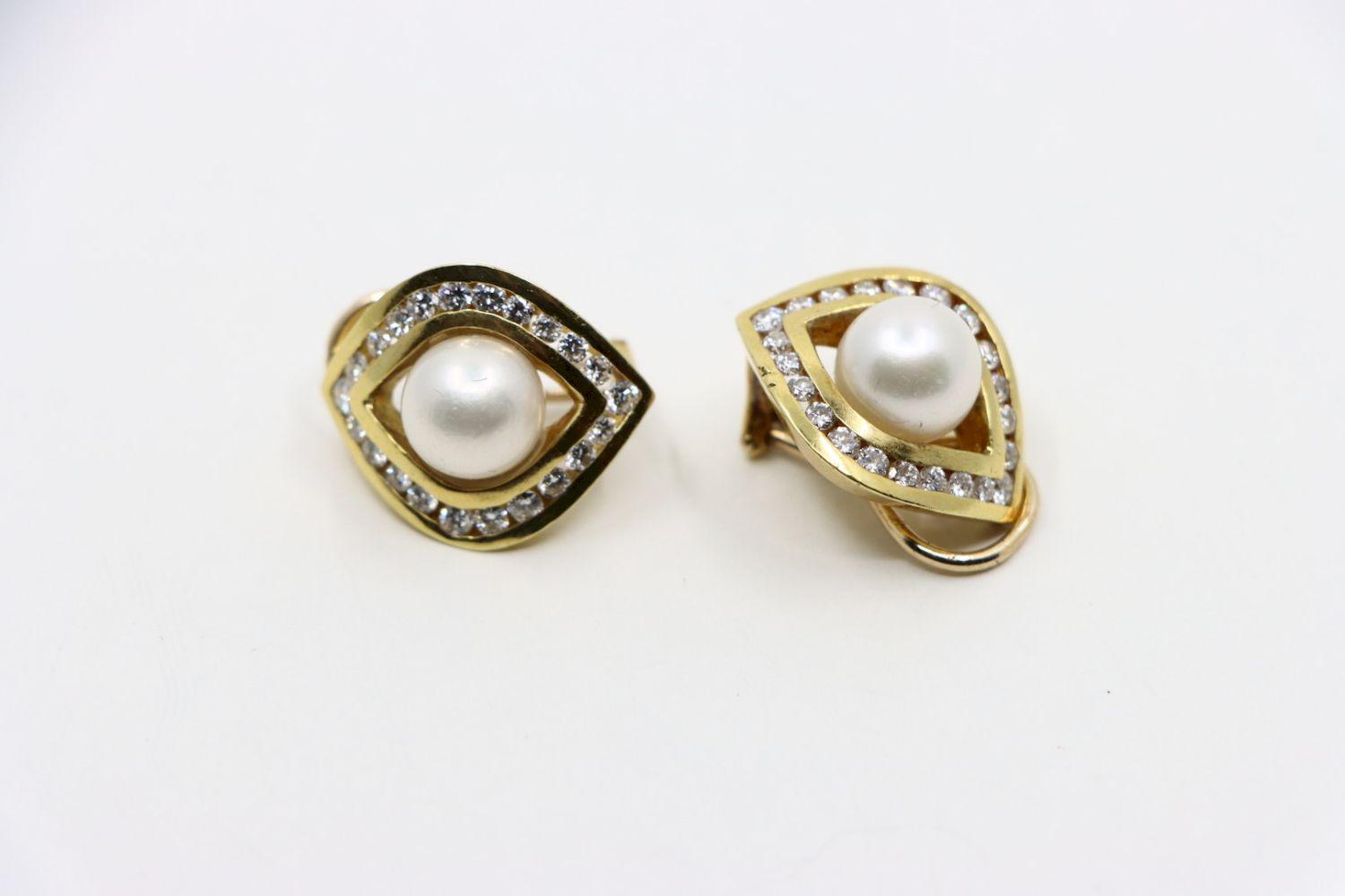 Vintage Maico 18K Gold Pearl Diamond Earrings