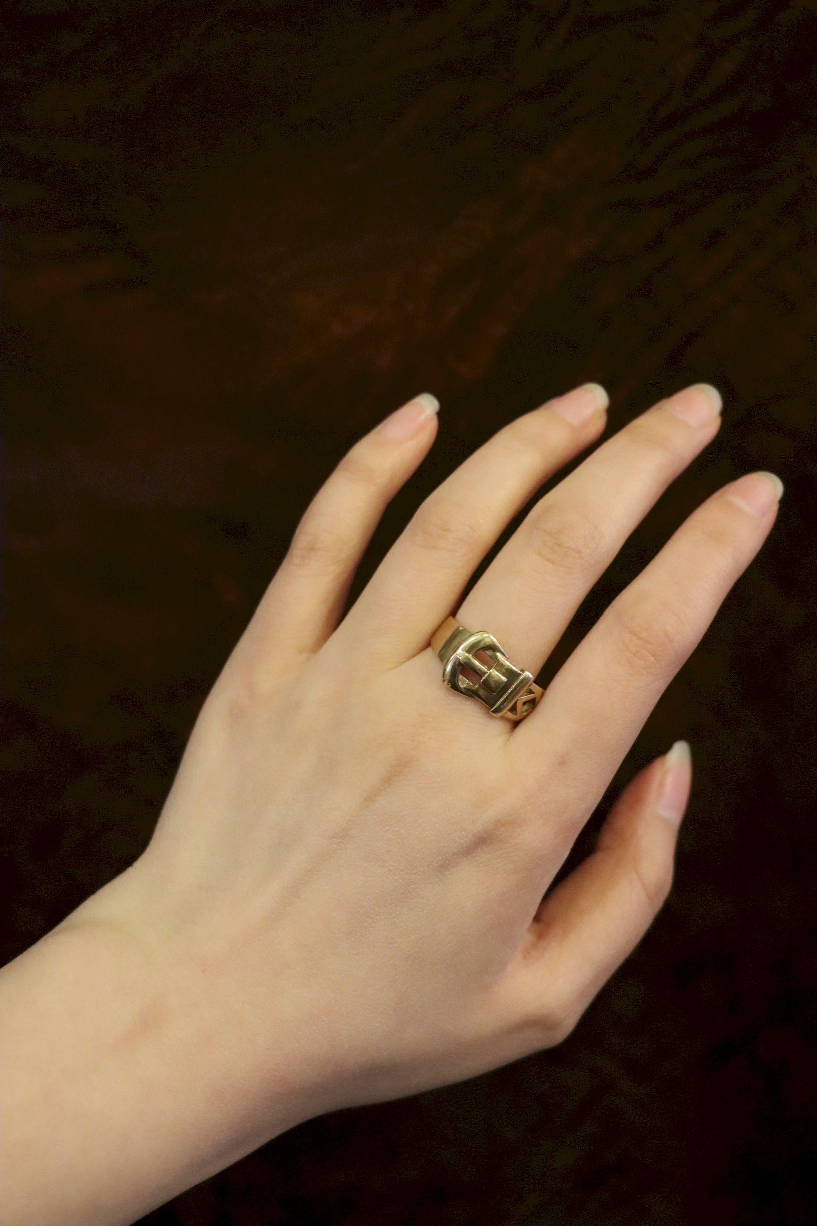 Antique 9K Gold Belt Ring