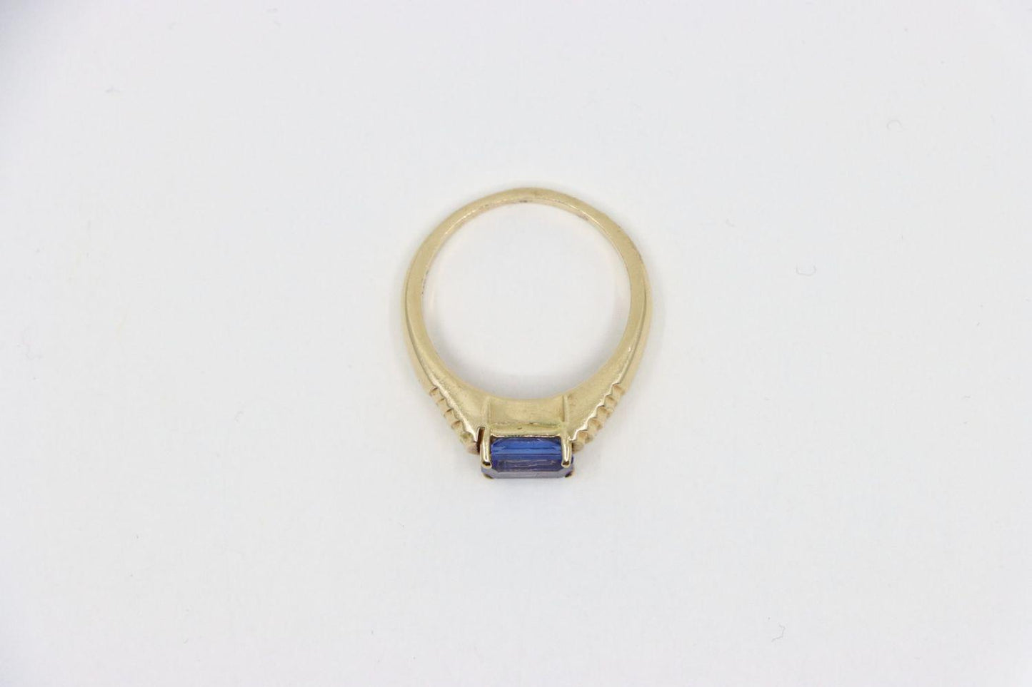 Vintage 14K Gold Tanzantie Ring