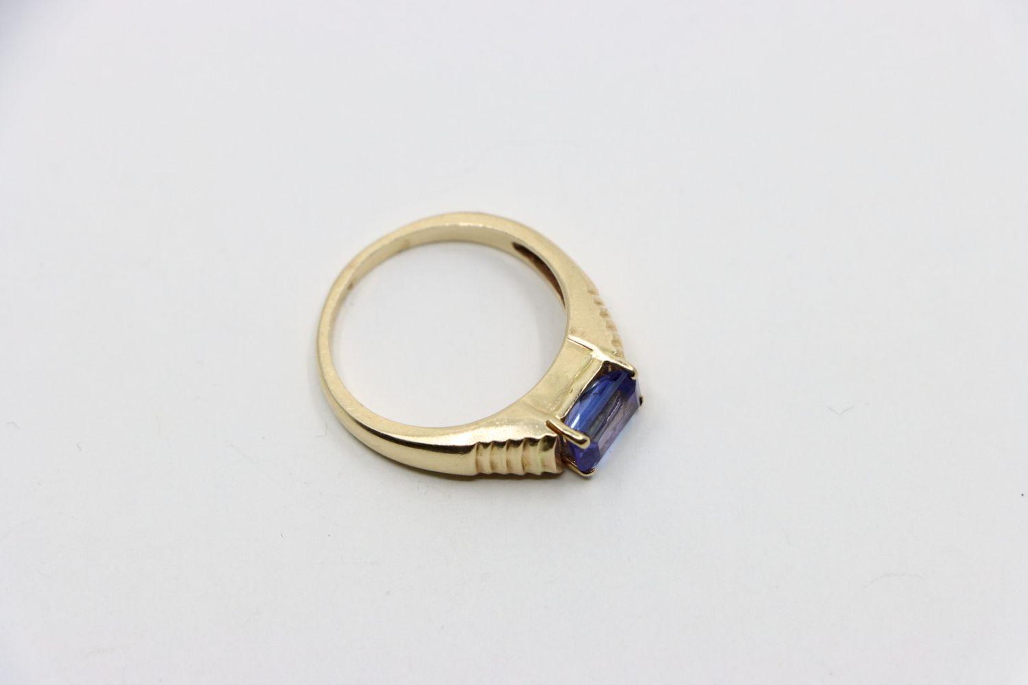 Vintage 14K Gold Tanzantie Ring