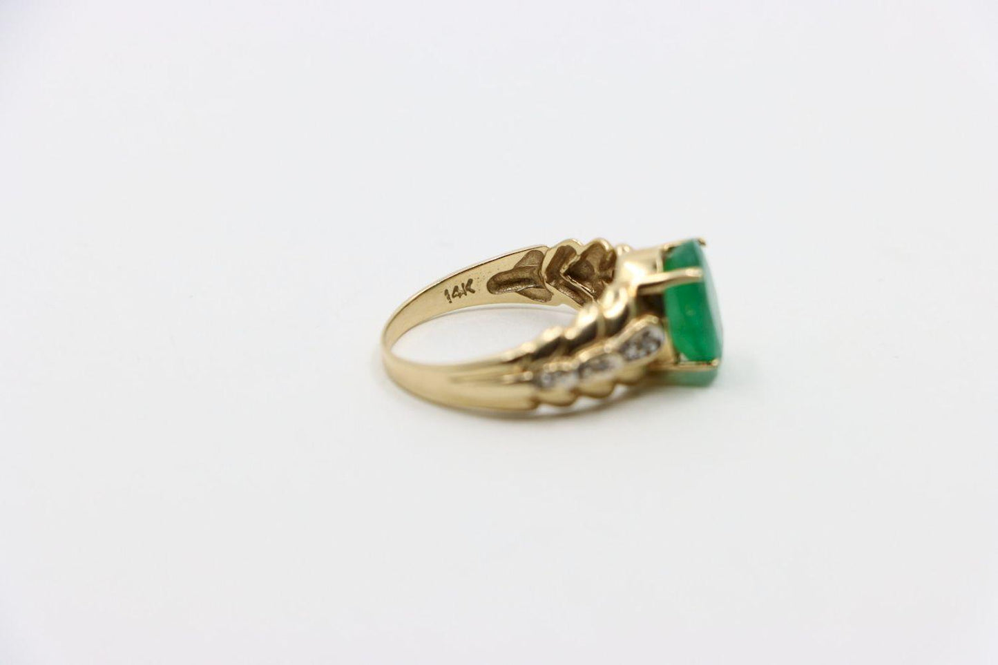 Vintage 14K Gold Emerald Ring