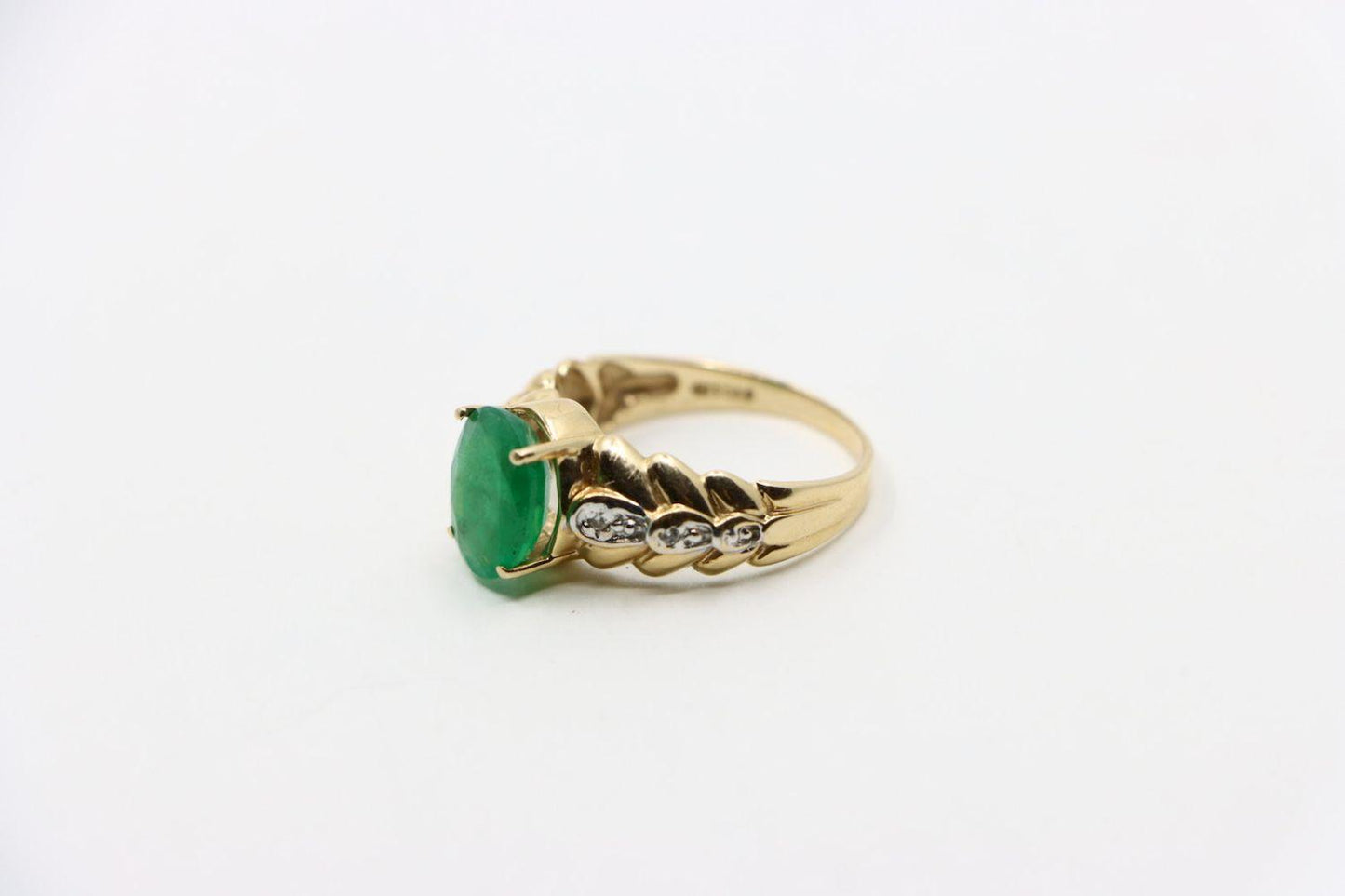 Vintage 14K Gold Emerald Ring