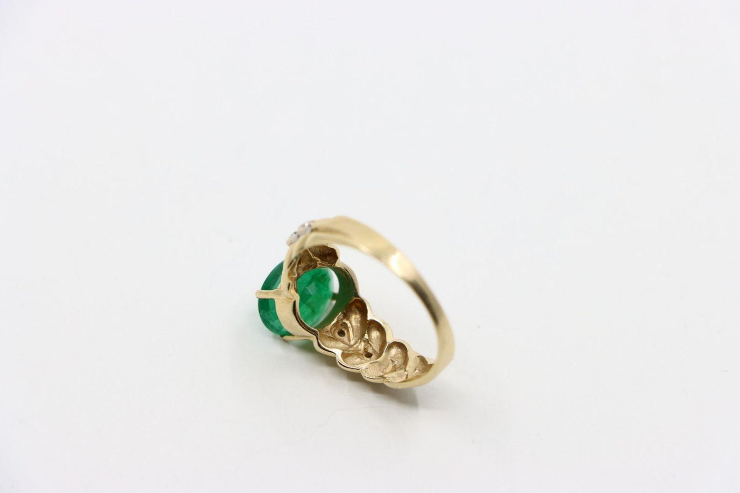 Vintage 14K Gold Emerald Ring