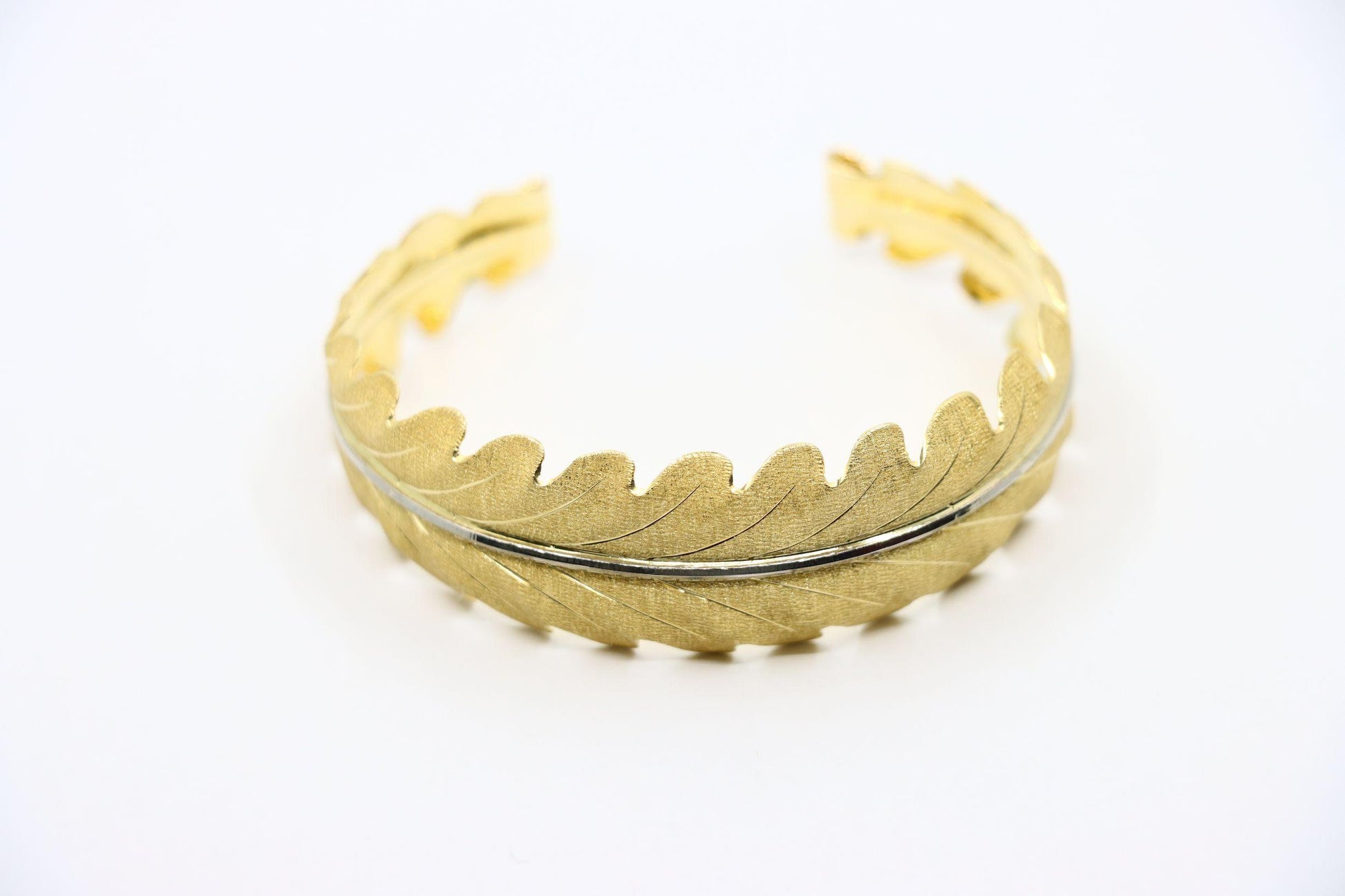 Buccellati 18K Gold Leaf Motif Cuff Bracelet