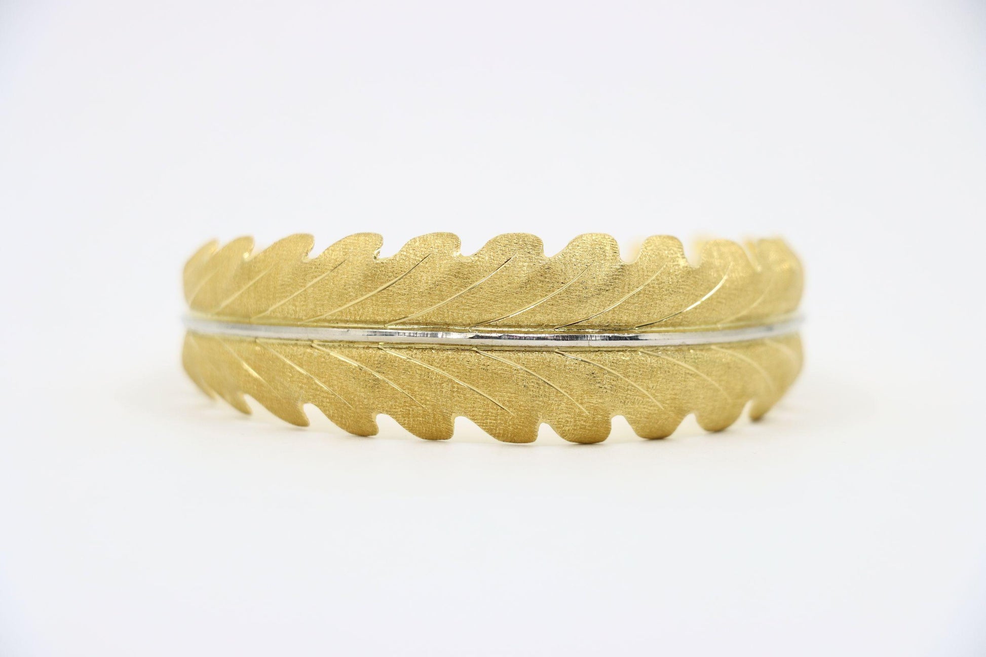 Buccellati 18K Gold Leaf Motif Cuff Bracelet