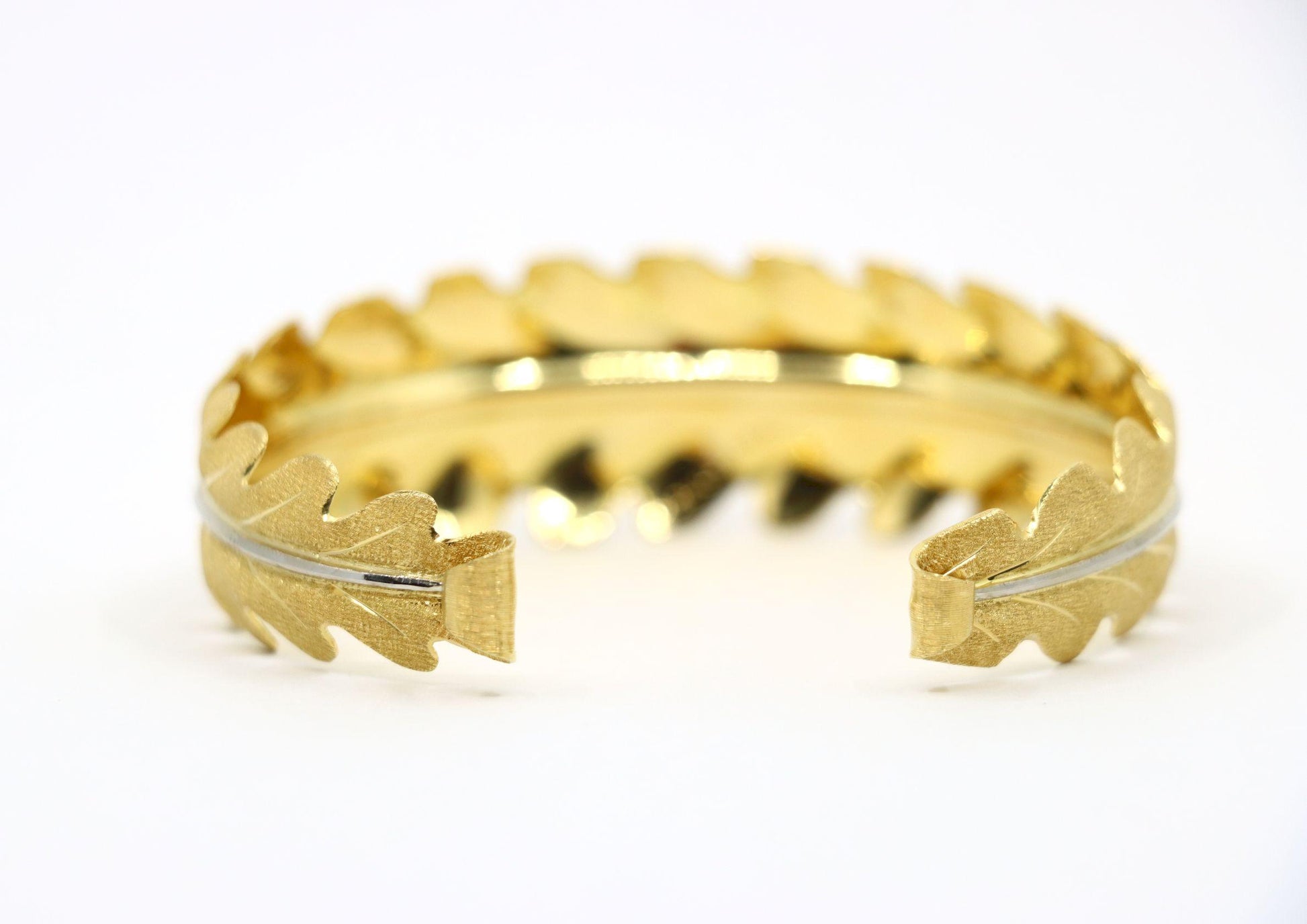 Buccellati 18K Gold Leaf Motif Cuff Bracelet