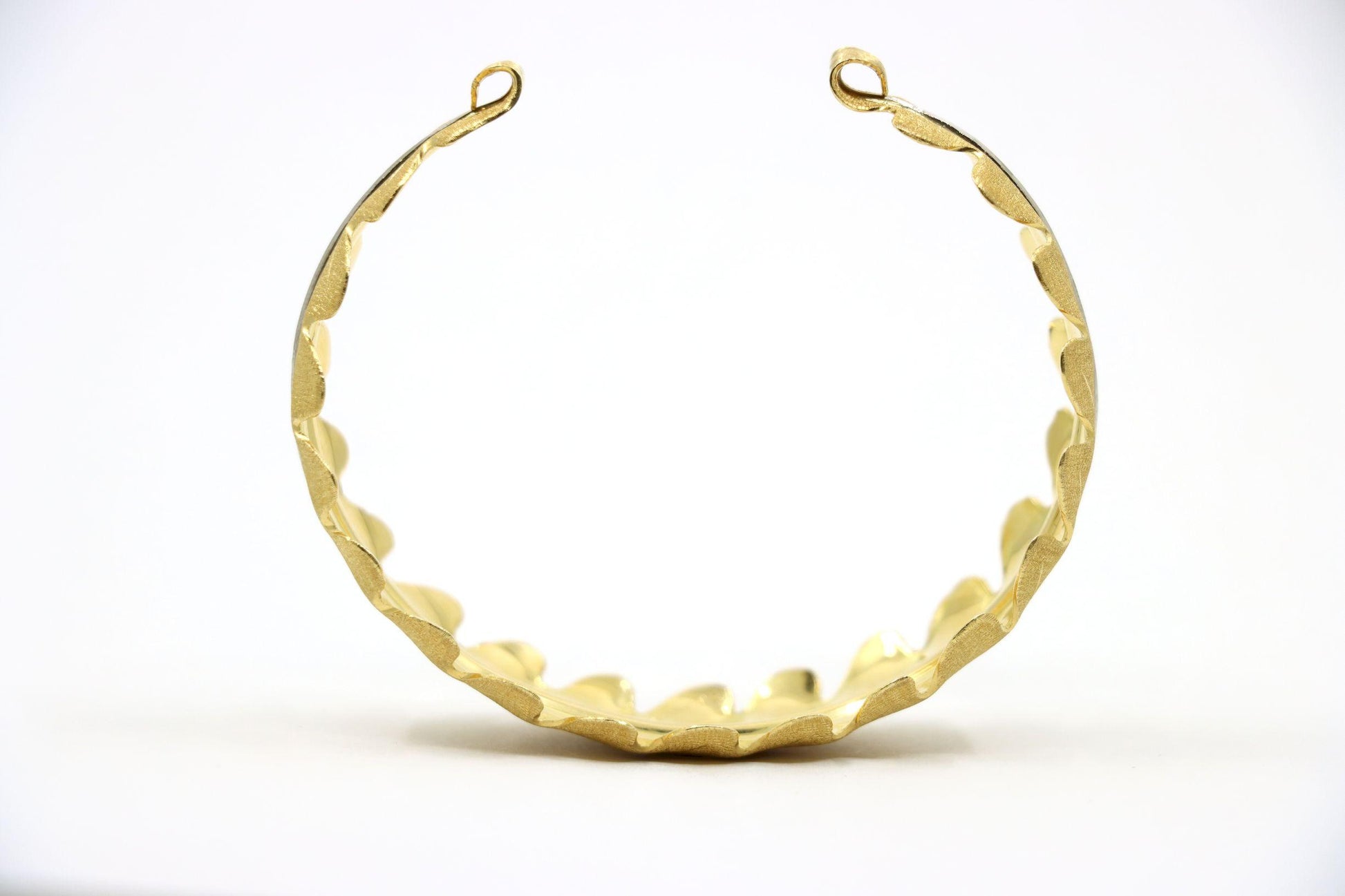 Buccellati 18K Gold Leaf Motif Cuff Bracelet