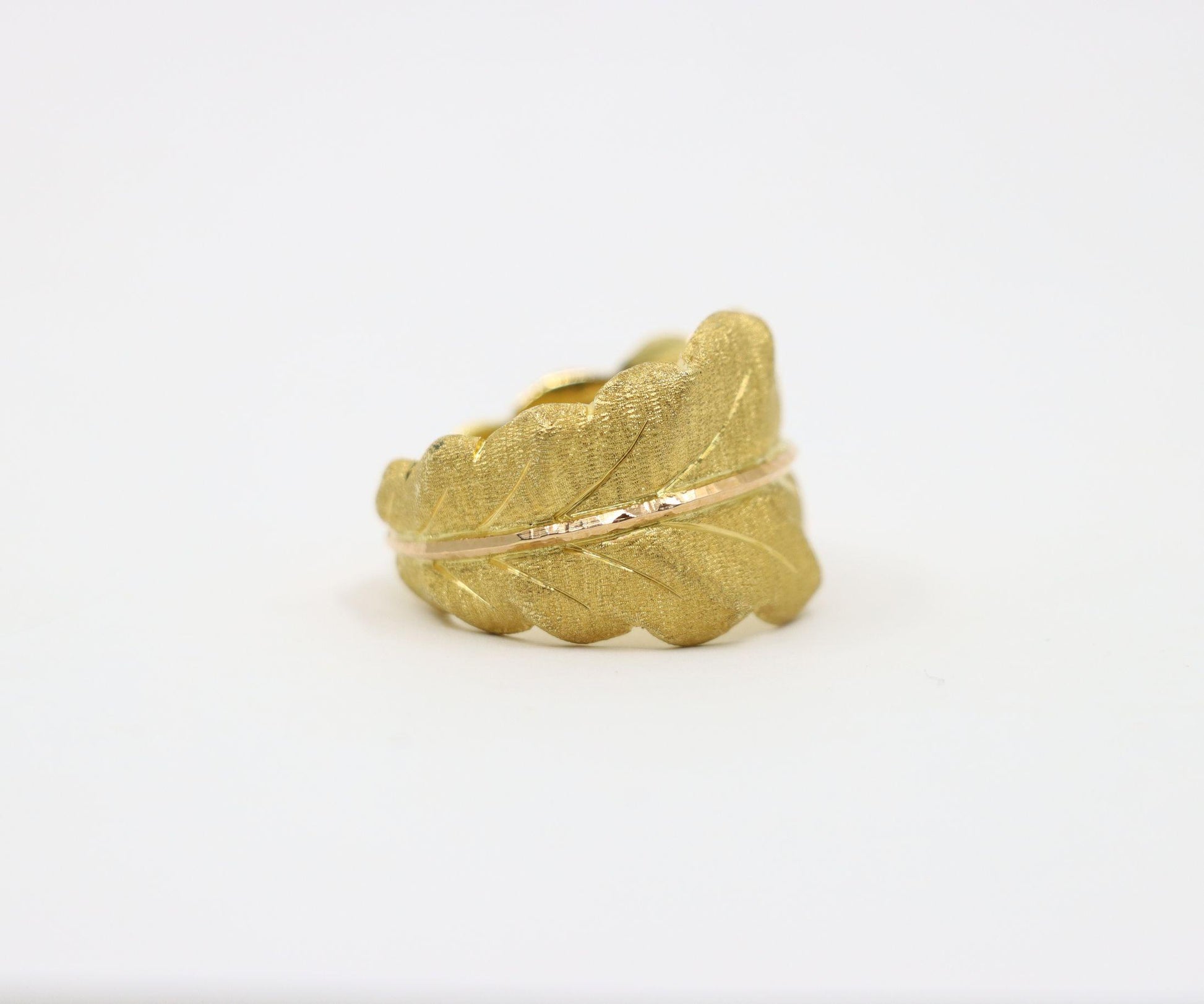 Buccellati 18K Gold Leaf Motif Ring