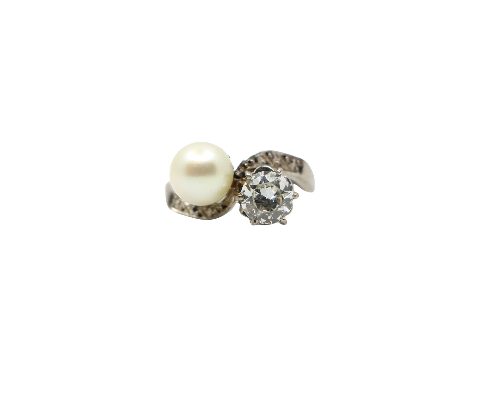 18K White Gold Diamond Pearl Toi Et Moi Ring