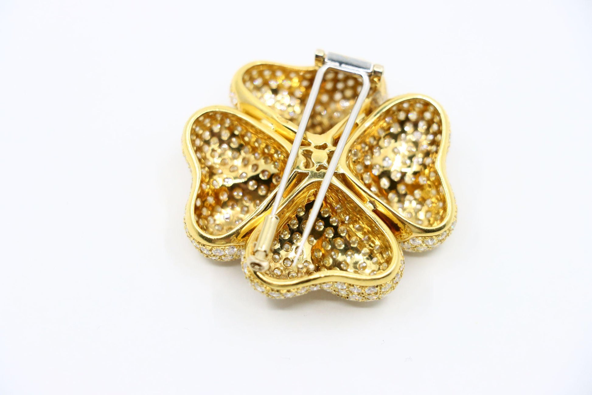 18K Gold Four Leaf Clover Diamonds Brooch