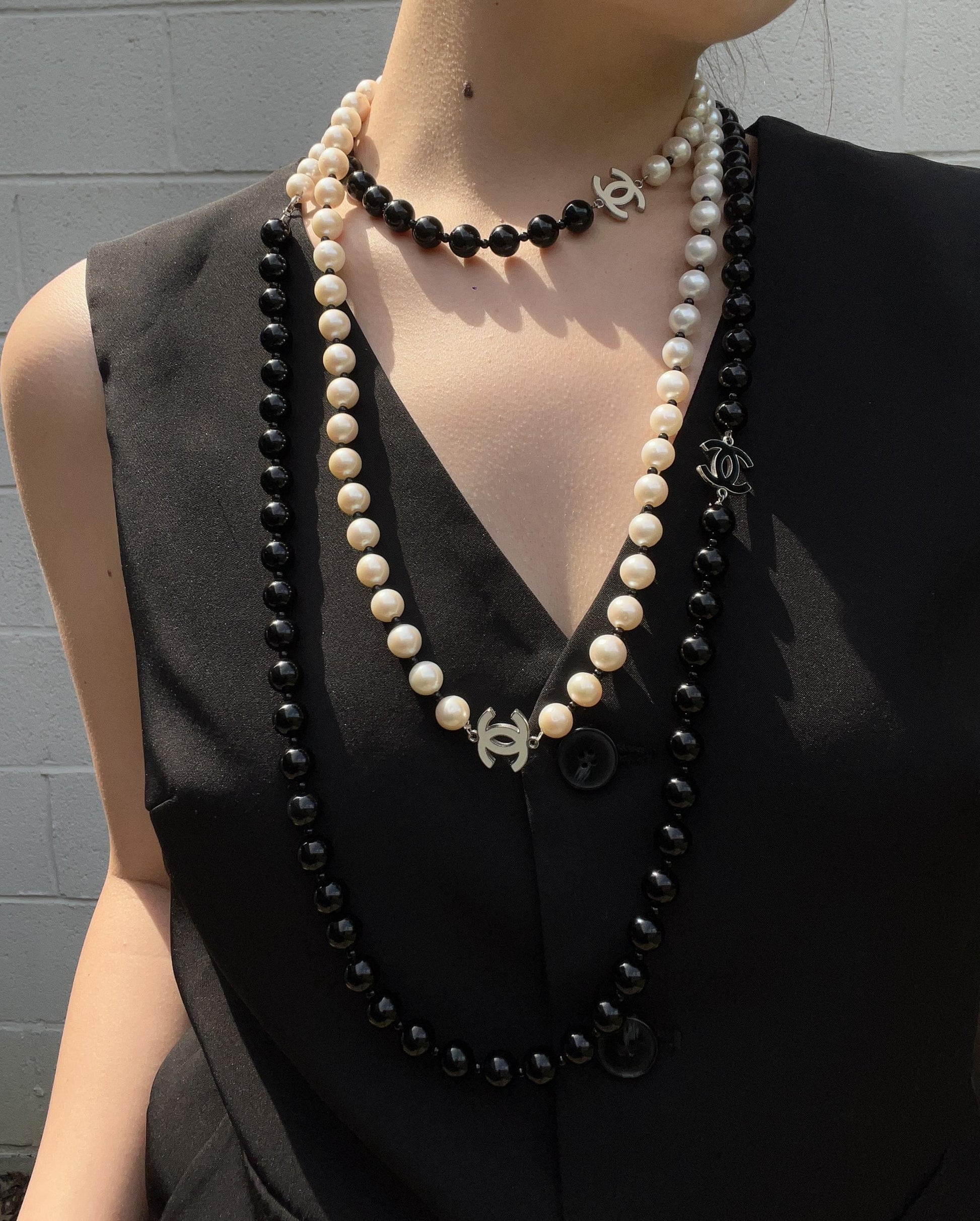 Chanel Black & White Faux Pearl Enamel Cc Logo Long Necklace