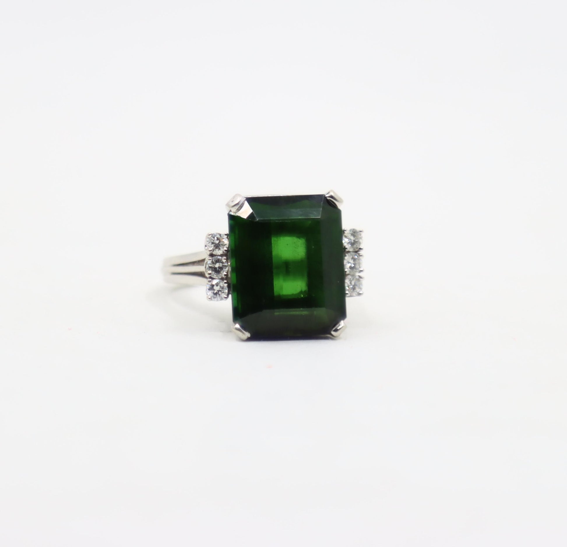 Vintage 14K White Gold Green Tourmaline Diamond Ring