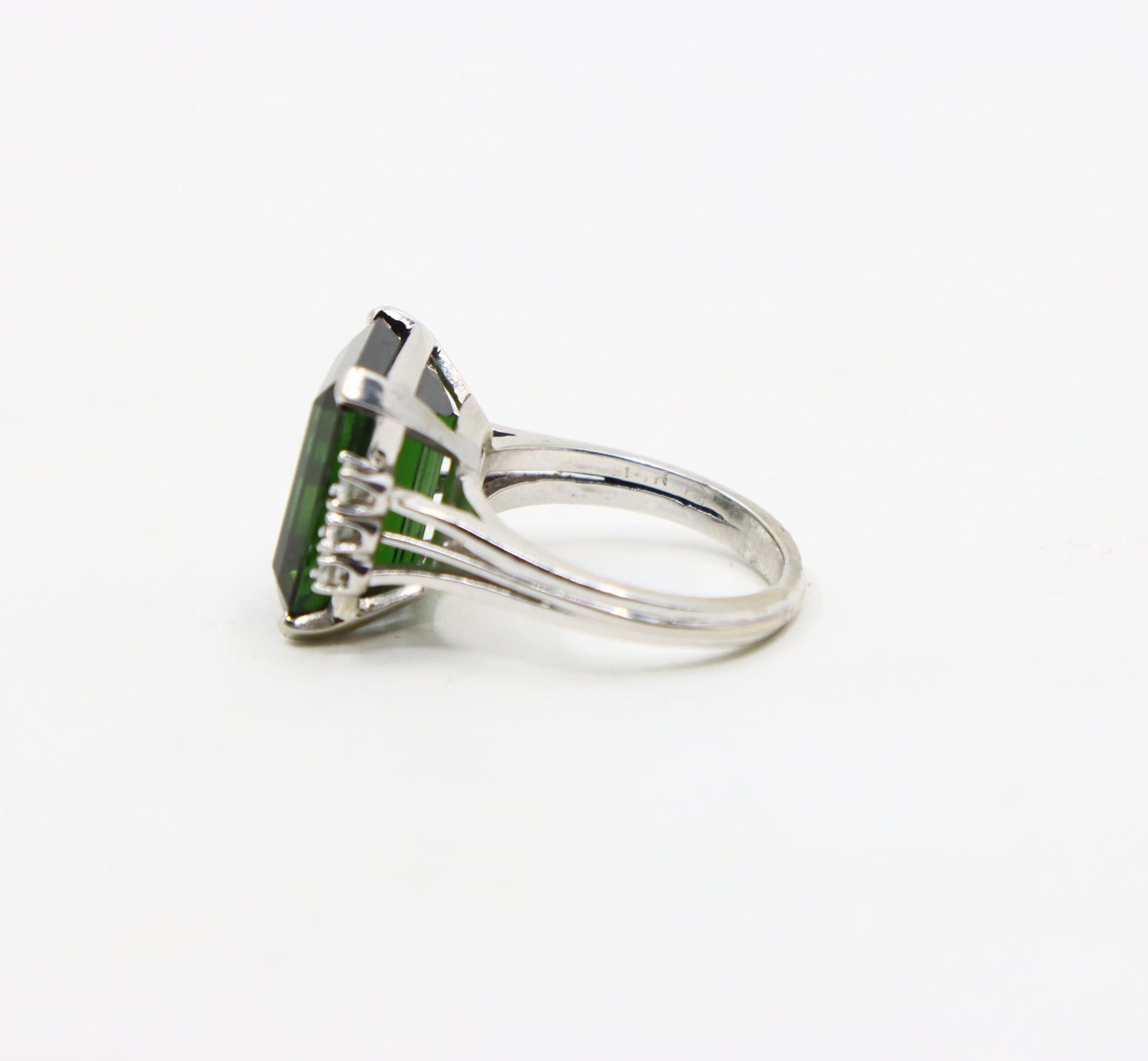Vintage 14K White Gold Green Tourmaline Diamond Ring