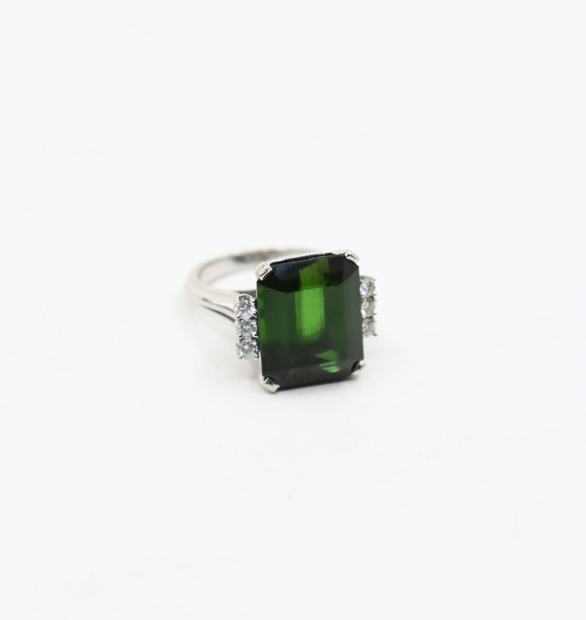 Vintage 14K White Gold Green Tourmaline Diamond Ring