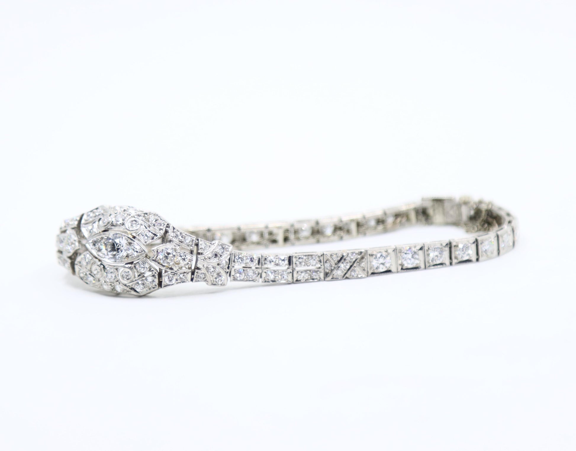 Art Deco Platinum Diamonds Bracelet