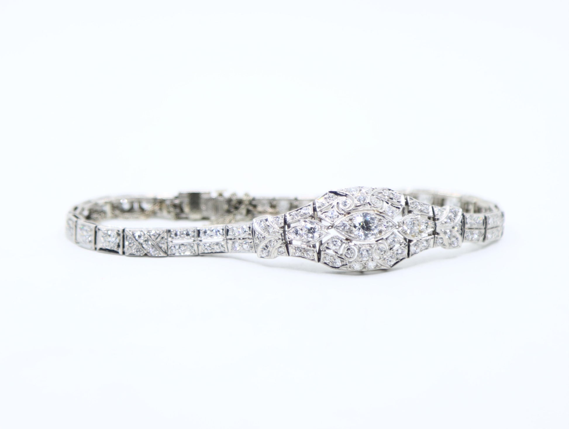 Art Deco Platinum Diamonds Bracelet