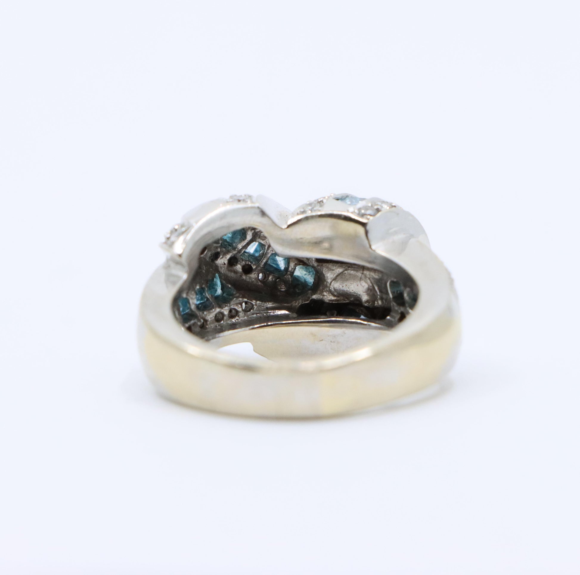 Platinum White & Blue Diamond Ring