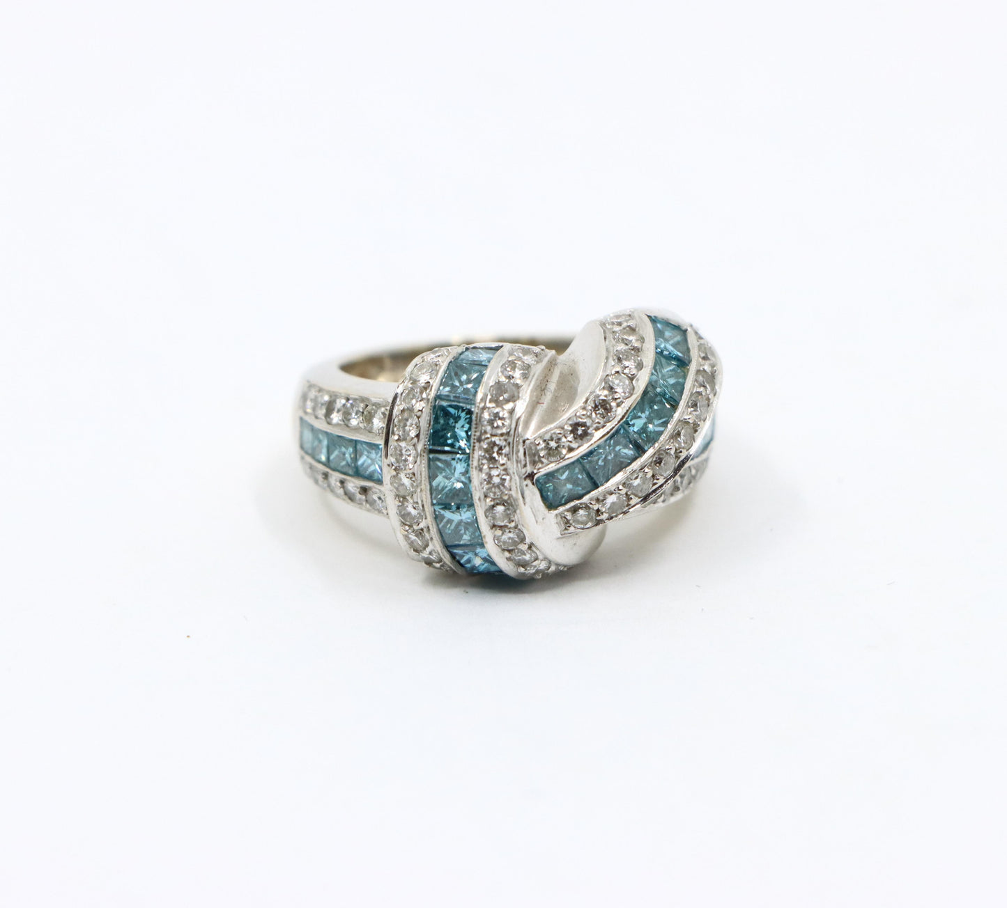 Platinum White & Blue Diamond Ring