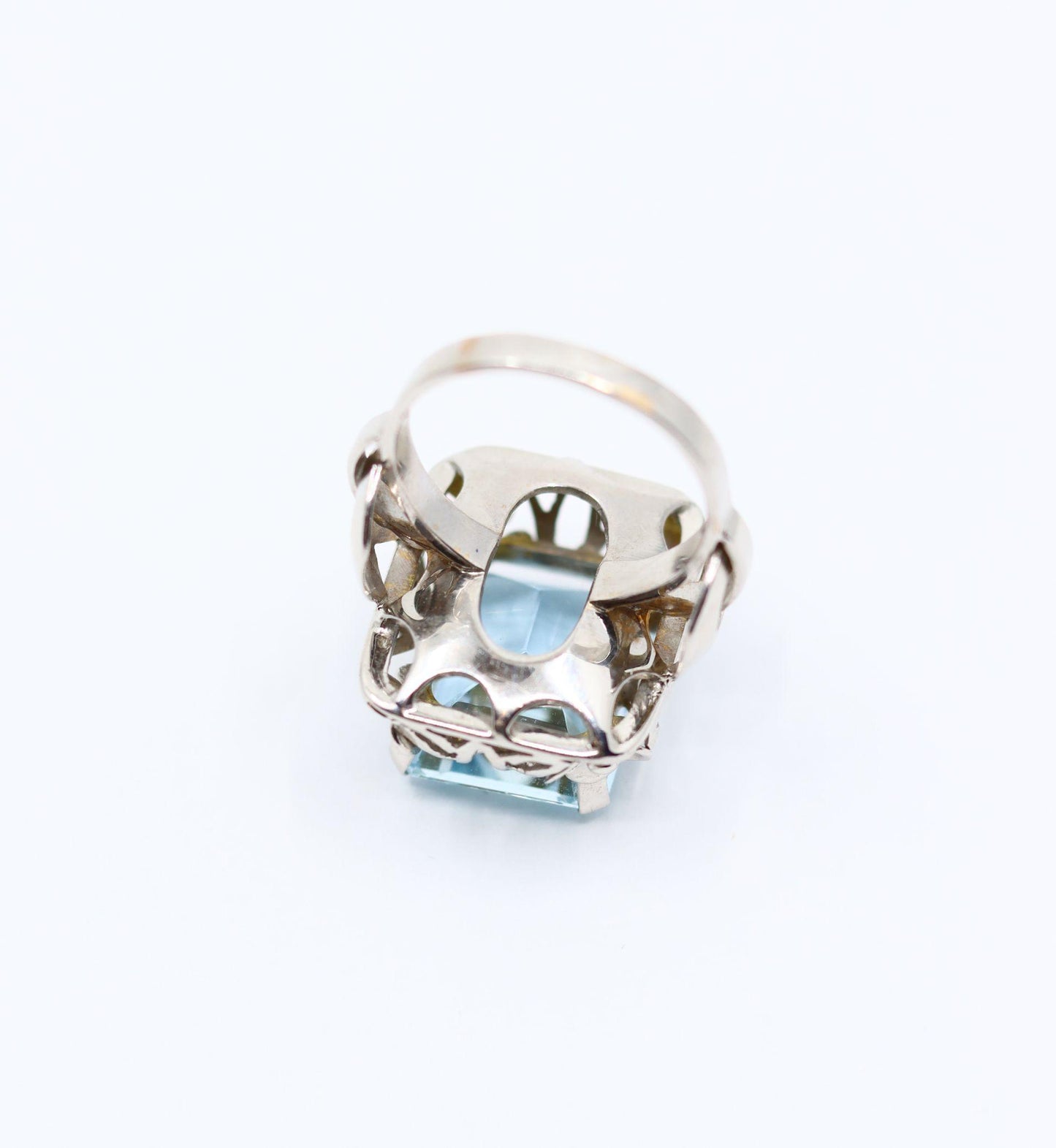 Vintage 14K White Gold Aquamarine Ring
