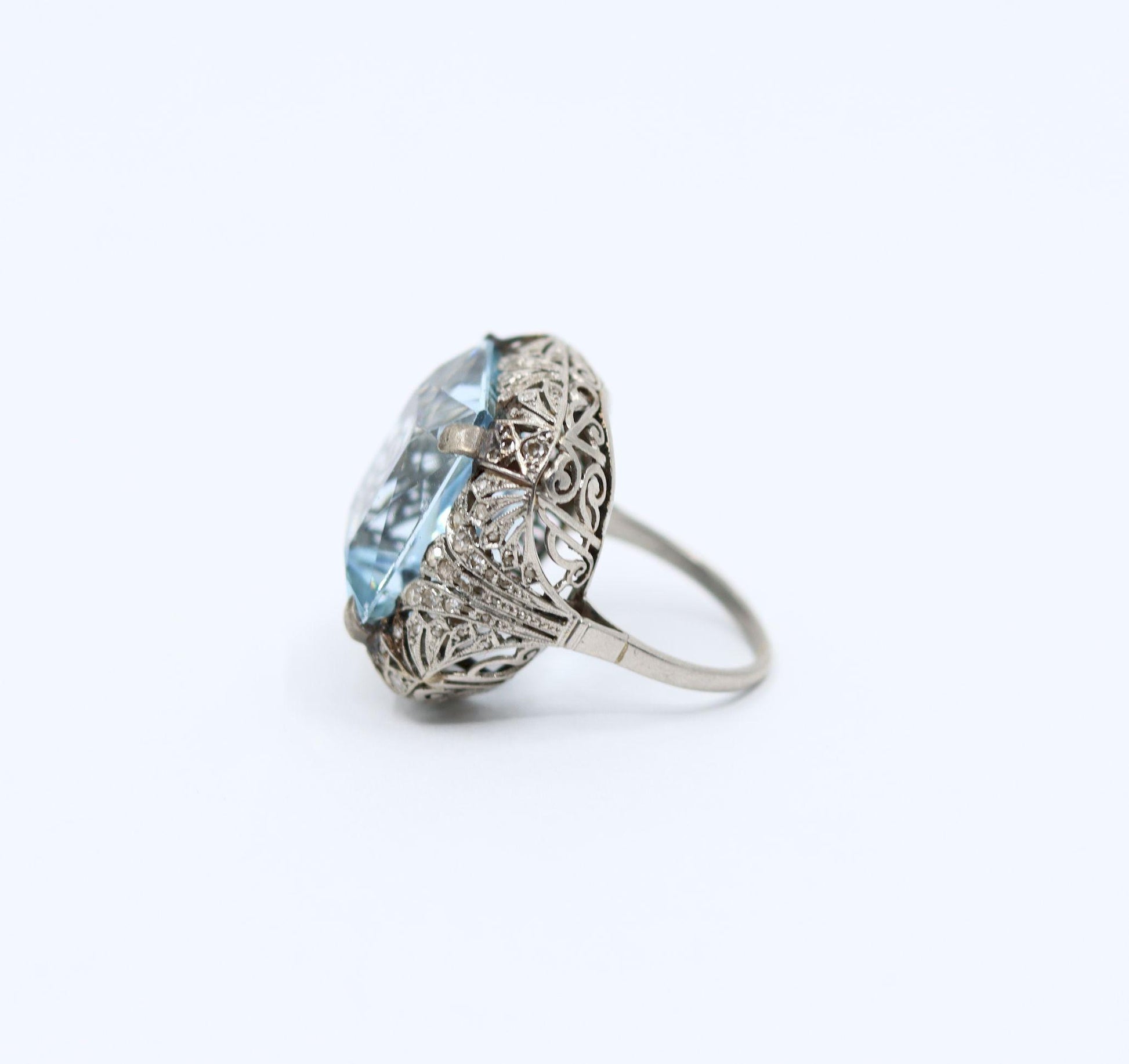 Art Deco Platinum Aquamarine Ring