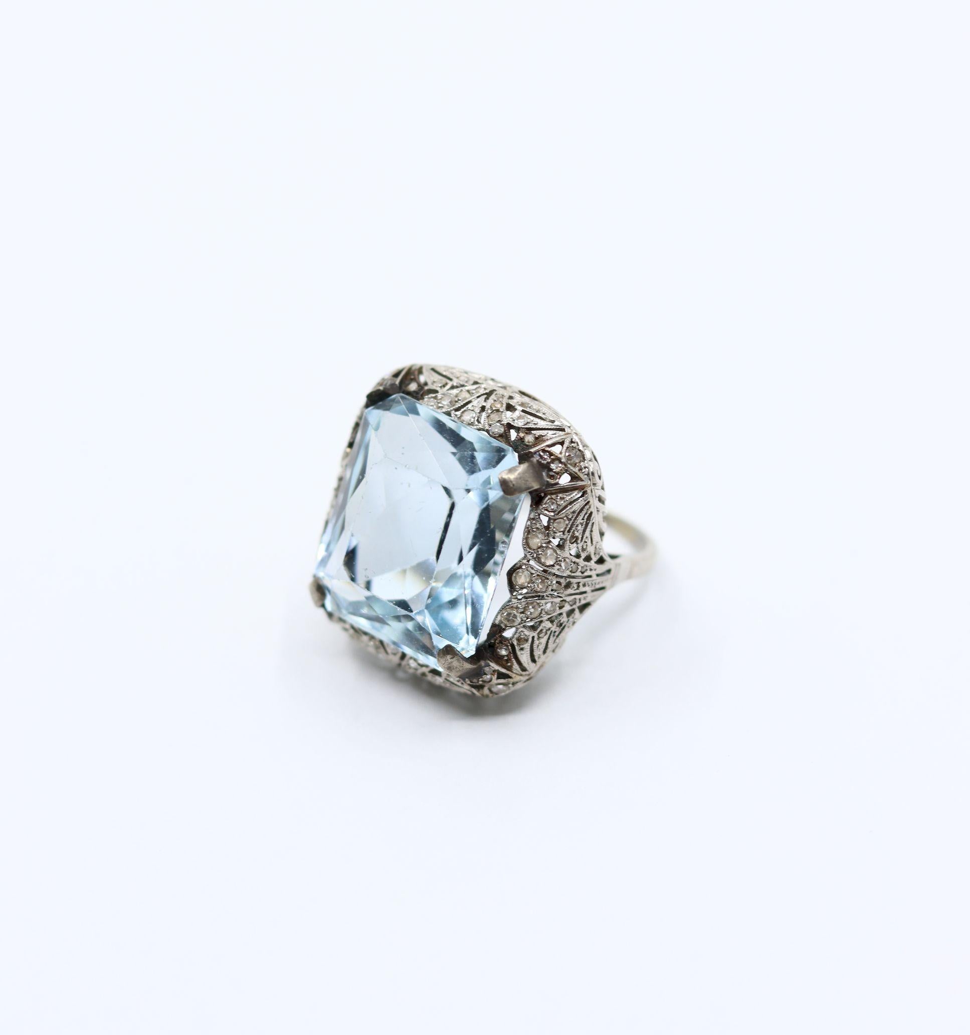 Art Deco Platinum Aquamarine Ring