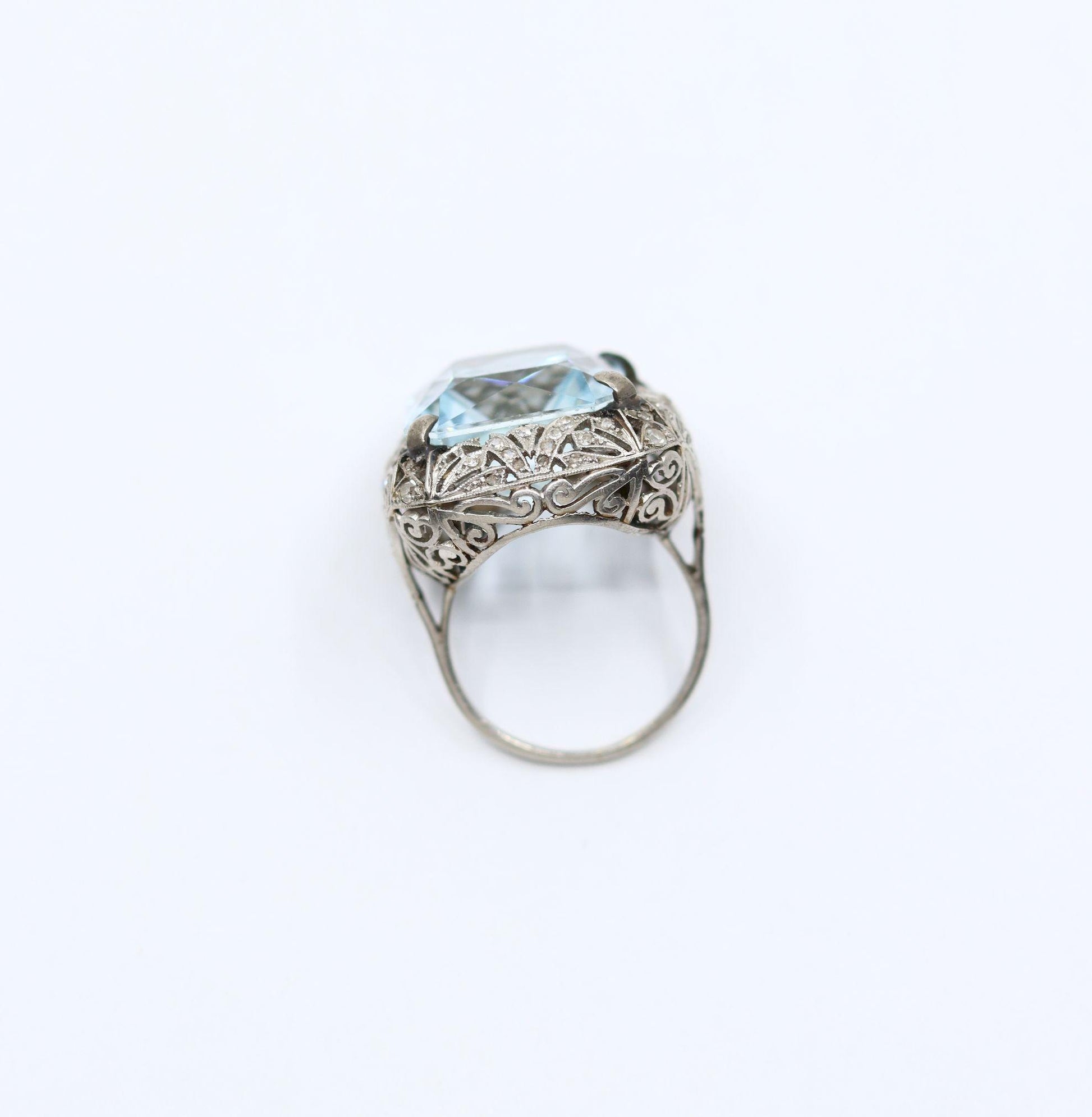 Art Deco Platinum Aquamarine Ring