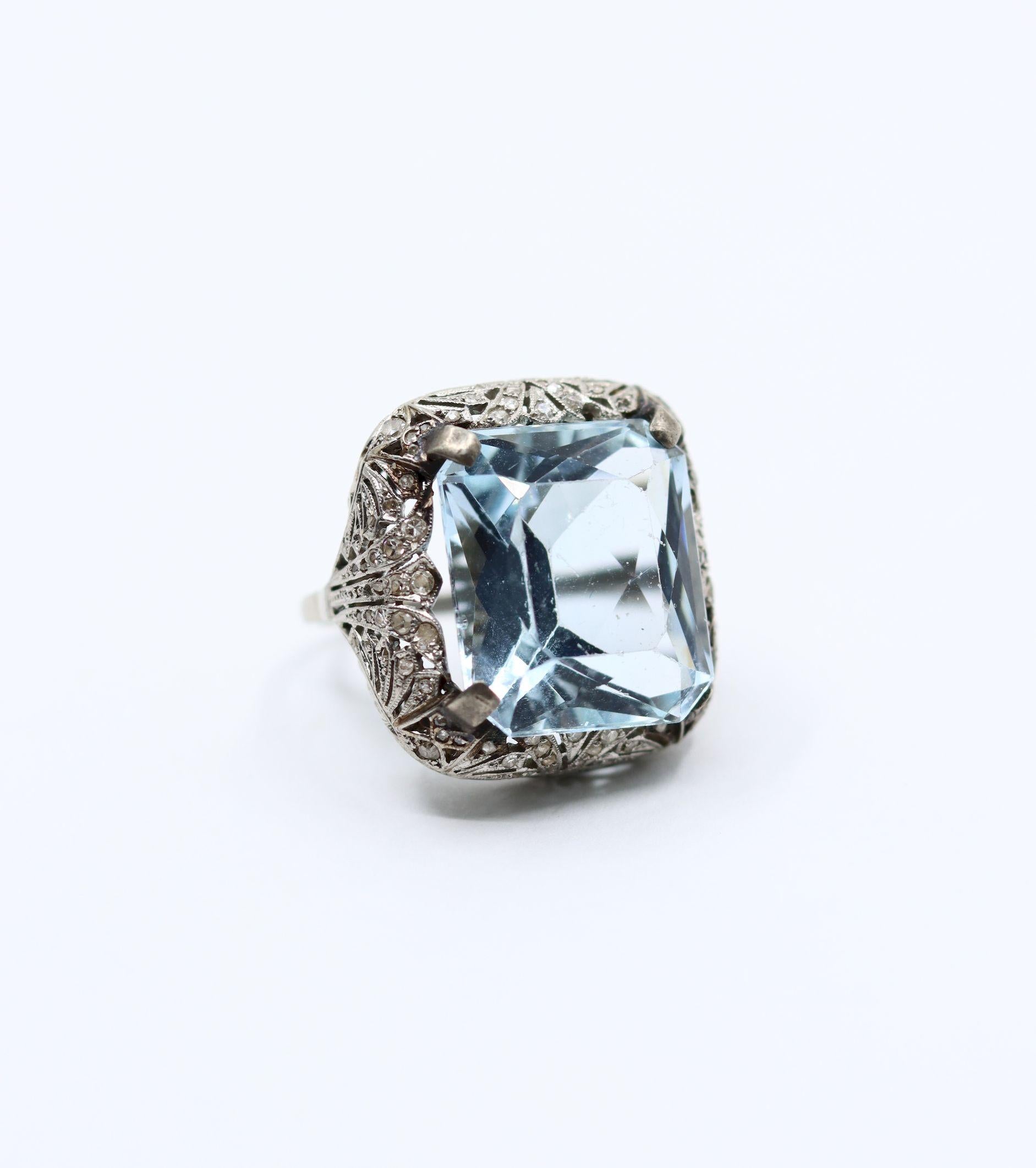 Art Deco Platinum Aquamarine Ring