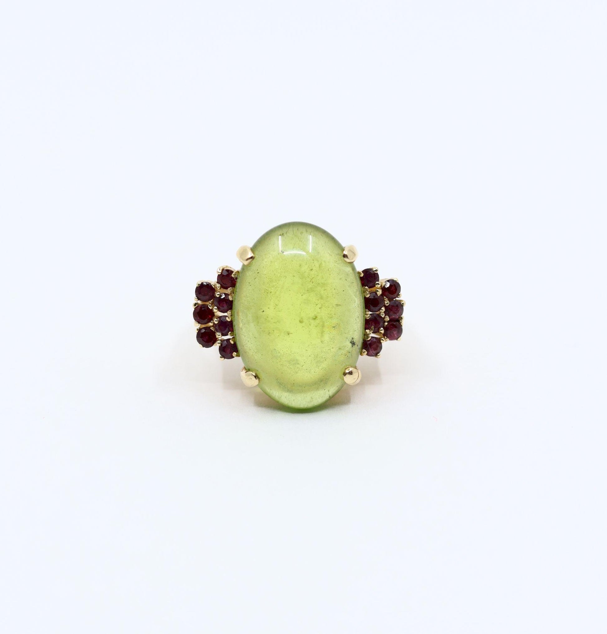 Vintage 14KT Gold Peridot Garnet Ring