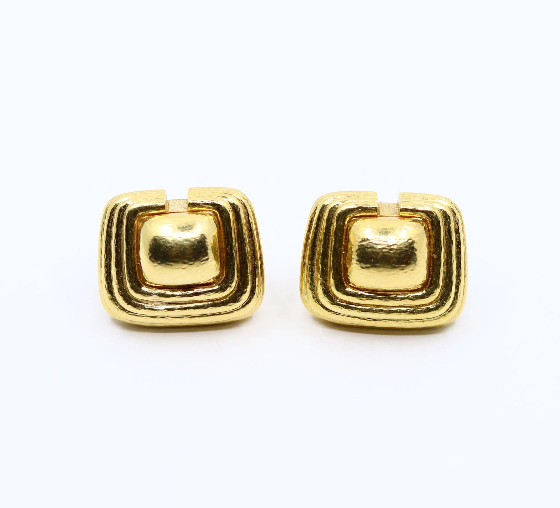 Vintage David Webb 18K Gold Textured Earring