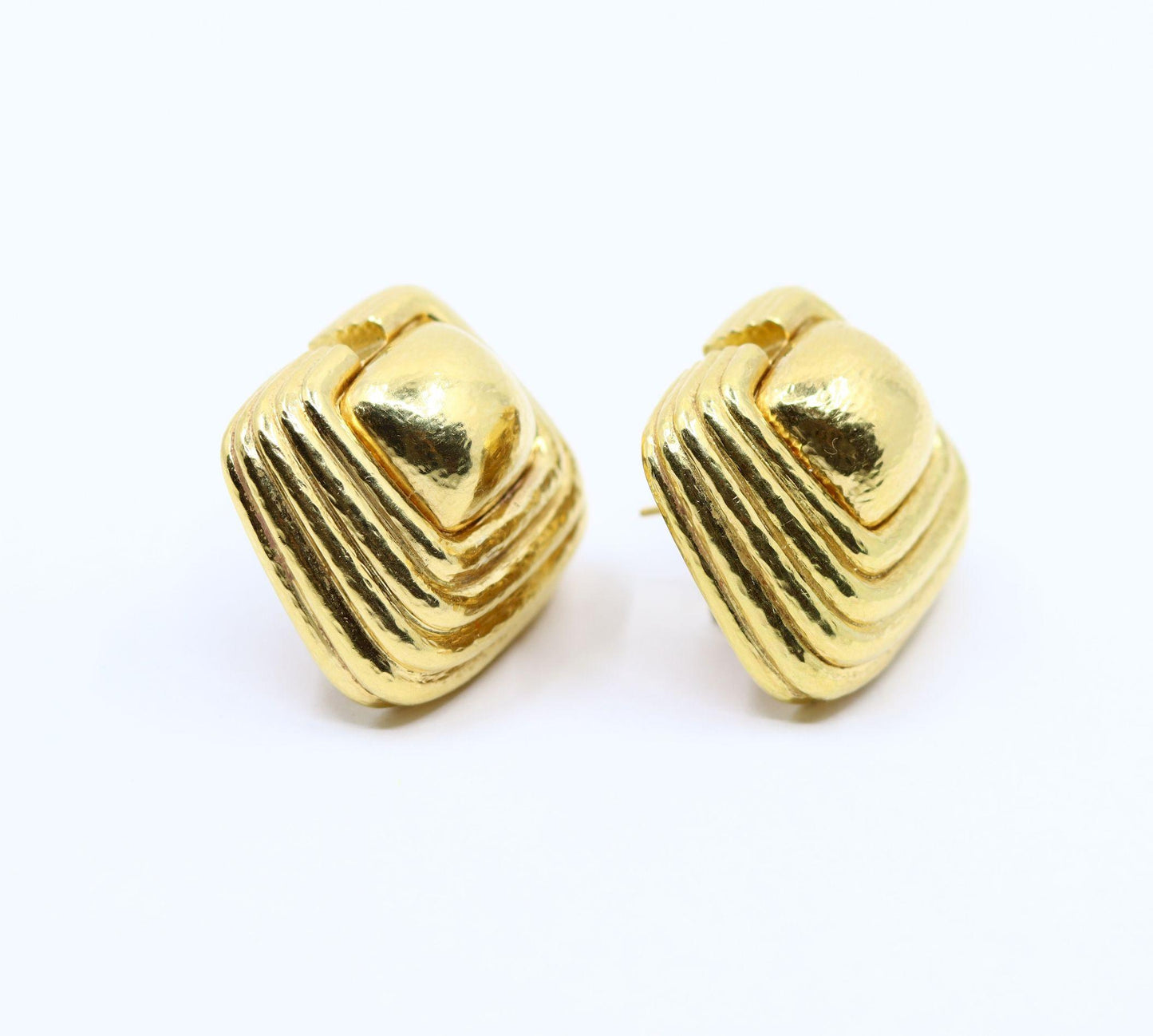 Vintage David Webb 18K Gold Textured Earring