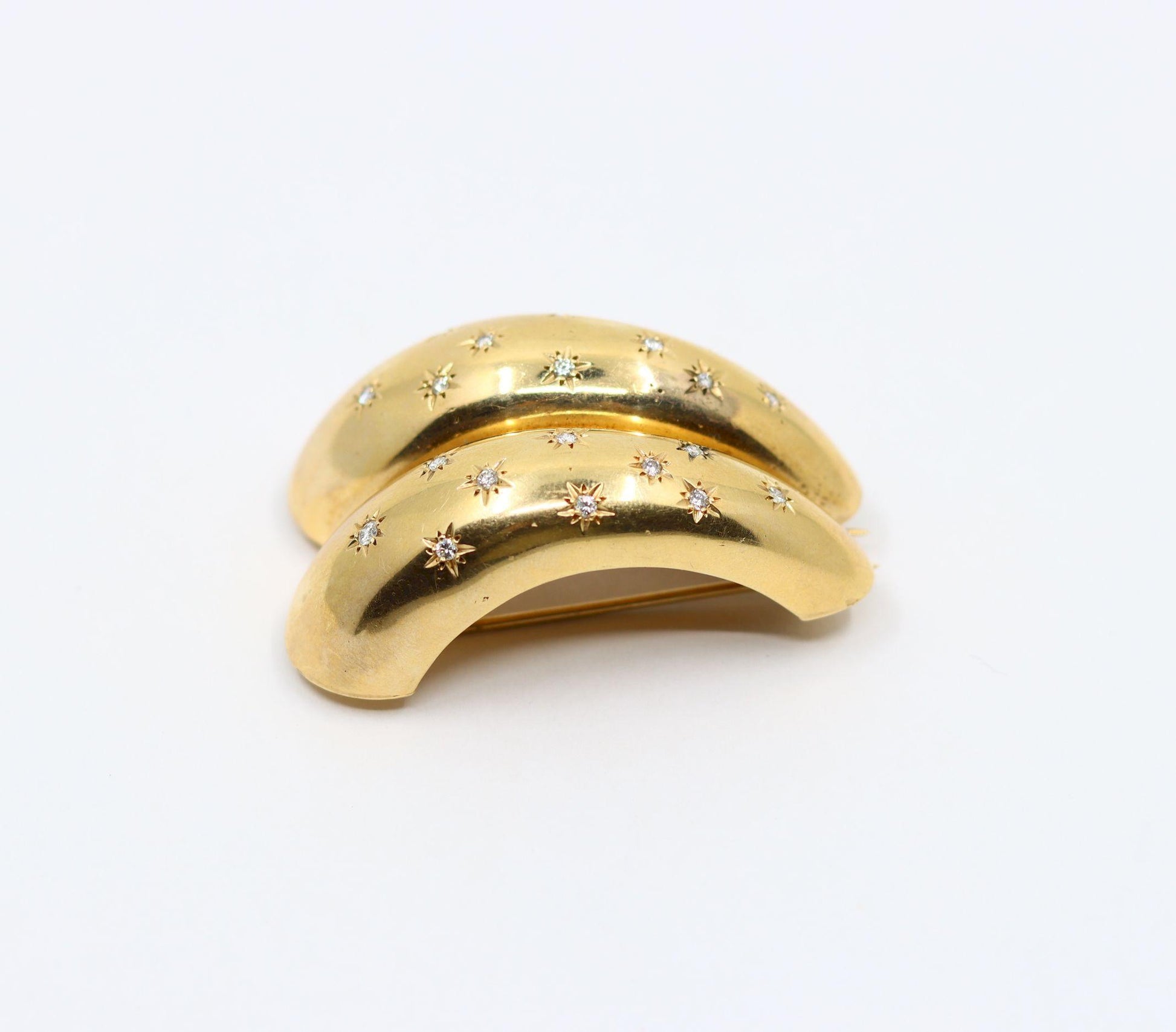 14K Gold Star Etched Diamond Brooch Pin
