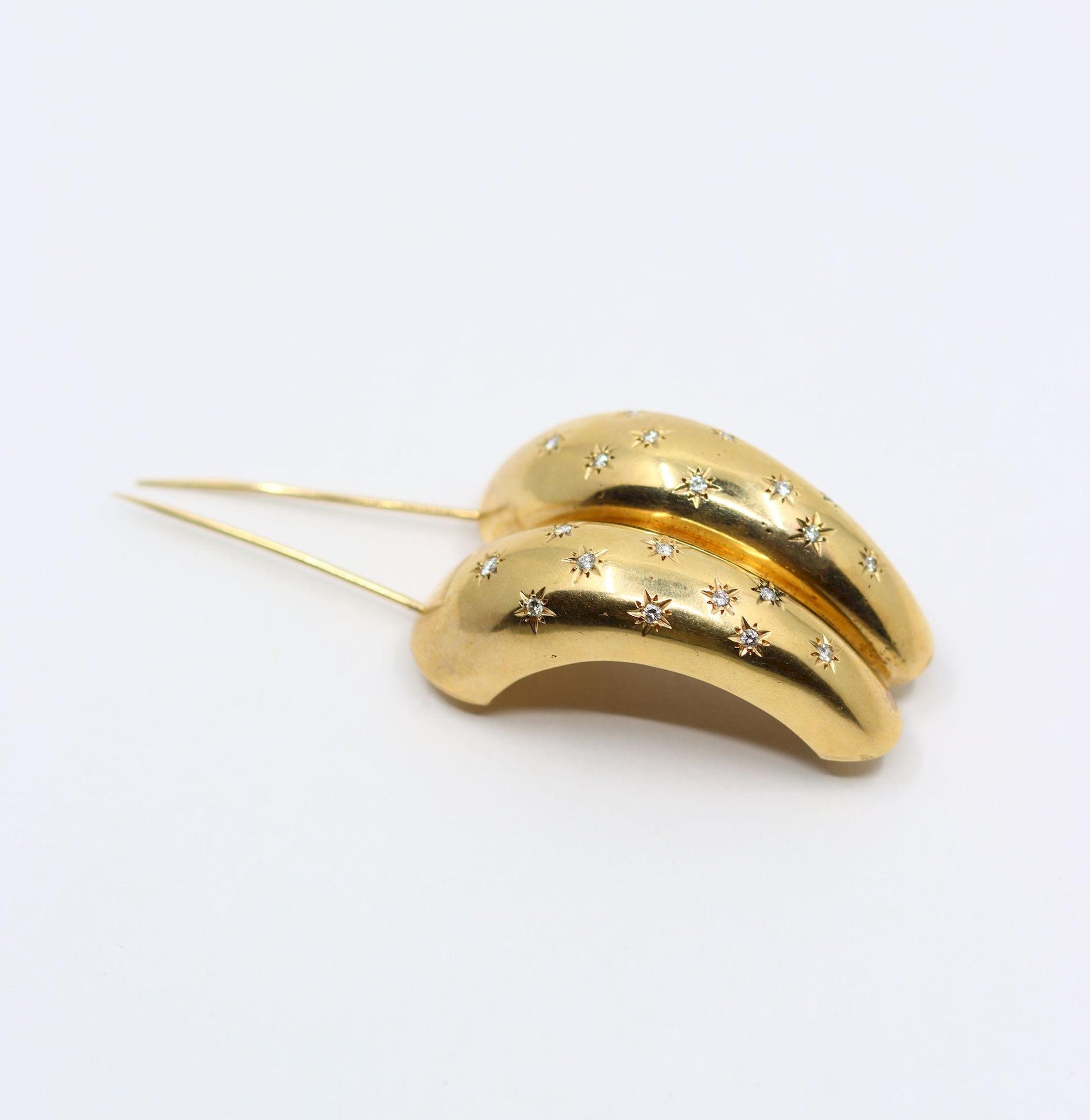 14K Gold Star Etched Diamond Brooch Pin