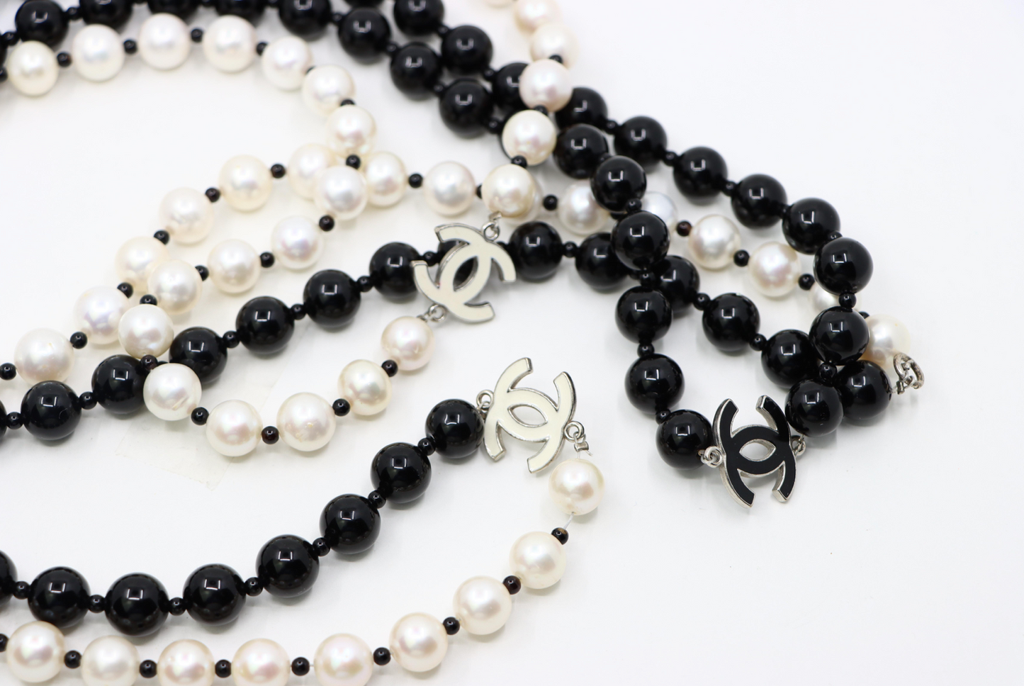 Chanel Black & White Faux Pearl Enamel Cc Logo Long Necklace