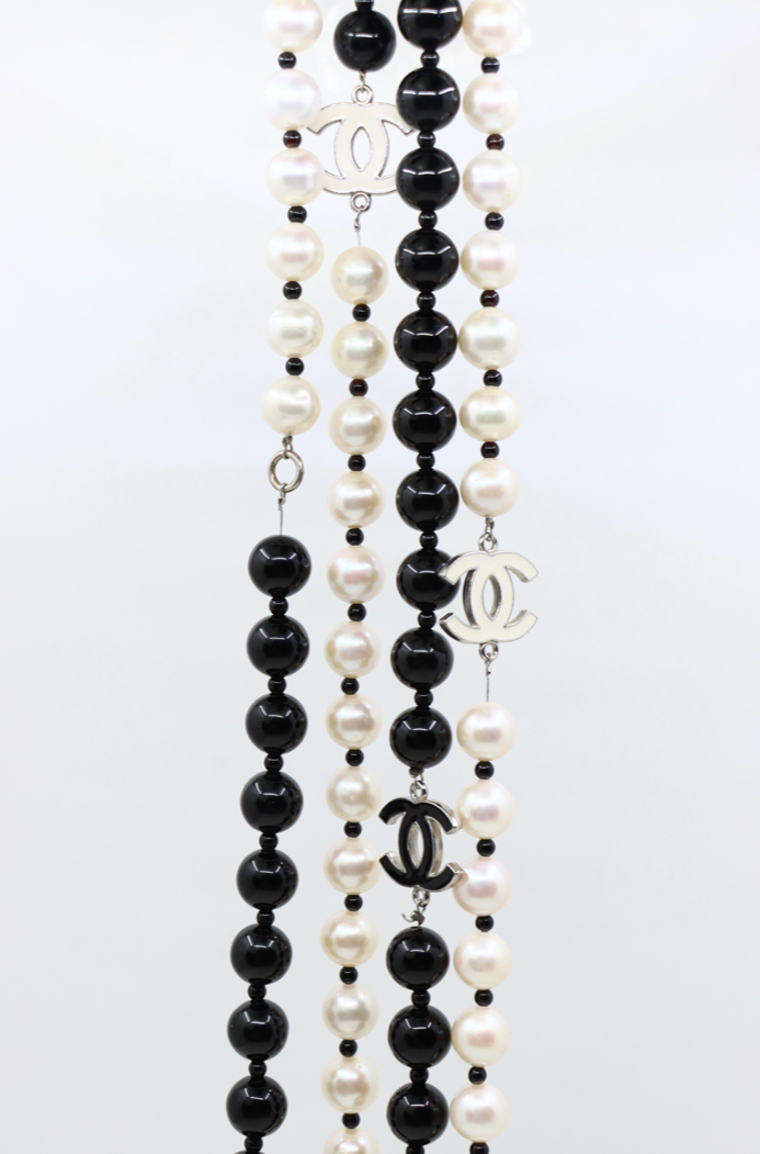 Chanel Black & White Faux Pearl Enamel Cc Logo Long Necklace