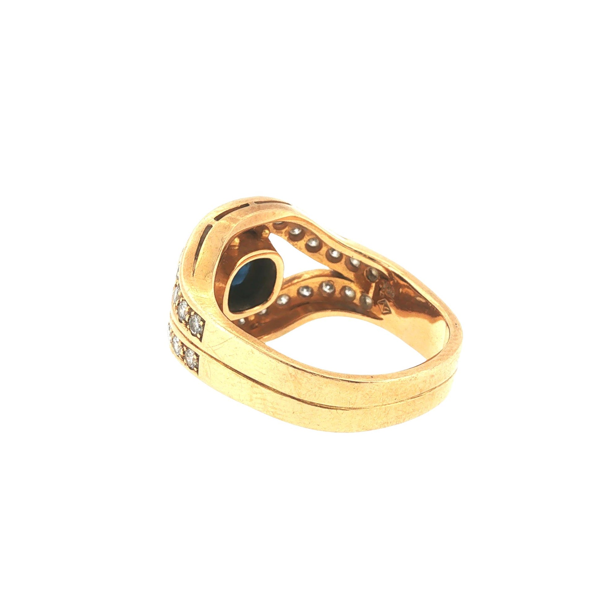 18K Gold Sapphire Cabochon Diamond Ring