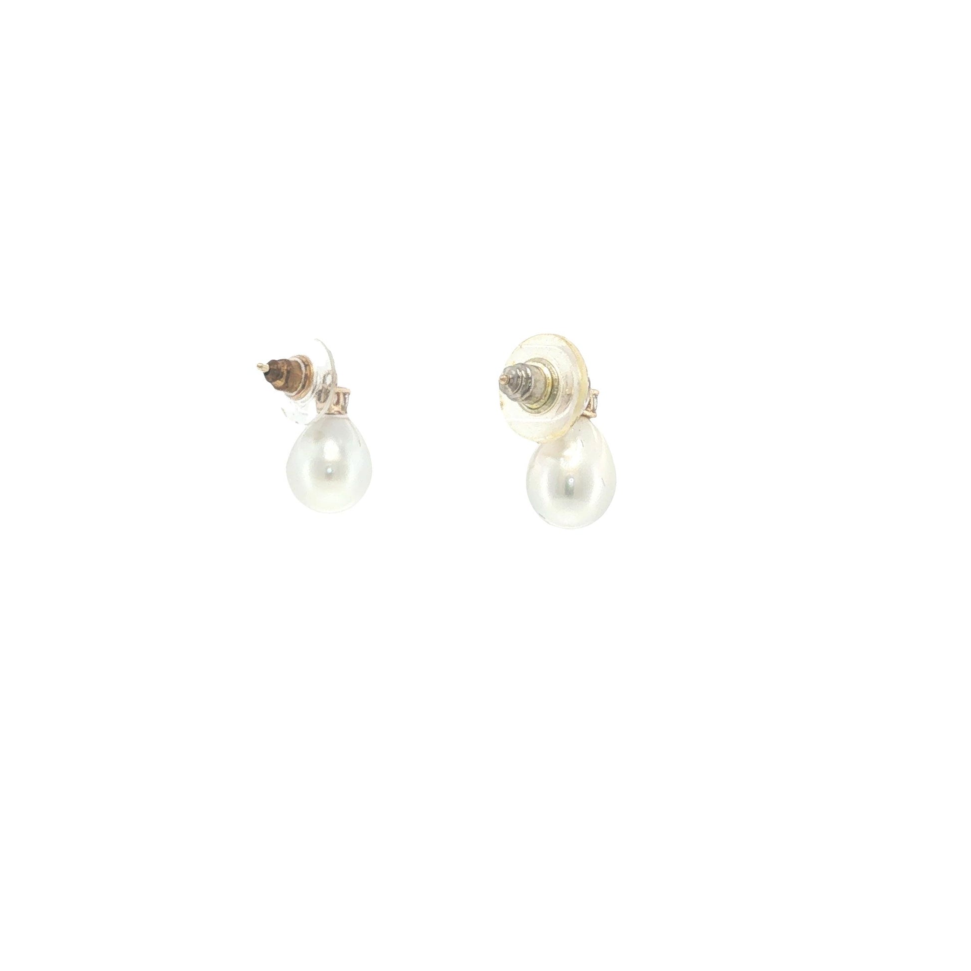 18K Gold Diamond and Pear-Shaped Pearl Drop Earrings
