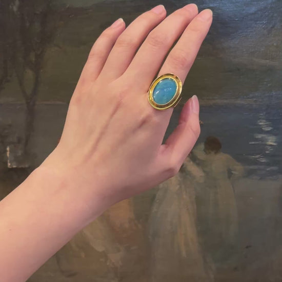Vintage 18K Gold Opal Cabochon Ring