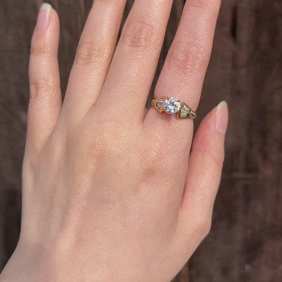 Vintage 18K Gold Diamond Ring