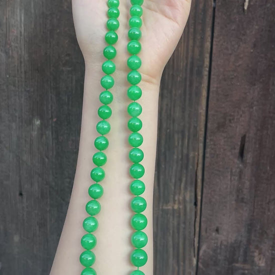 18K White Gold Jadeite Bead Necklace