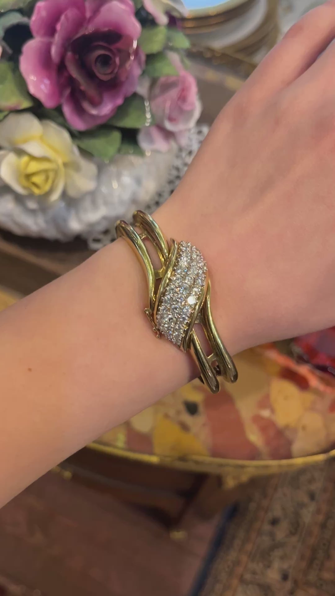 Vintage 18K Gold Diamond Bracelet