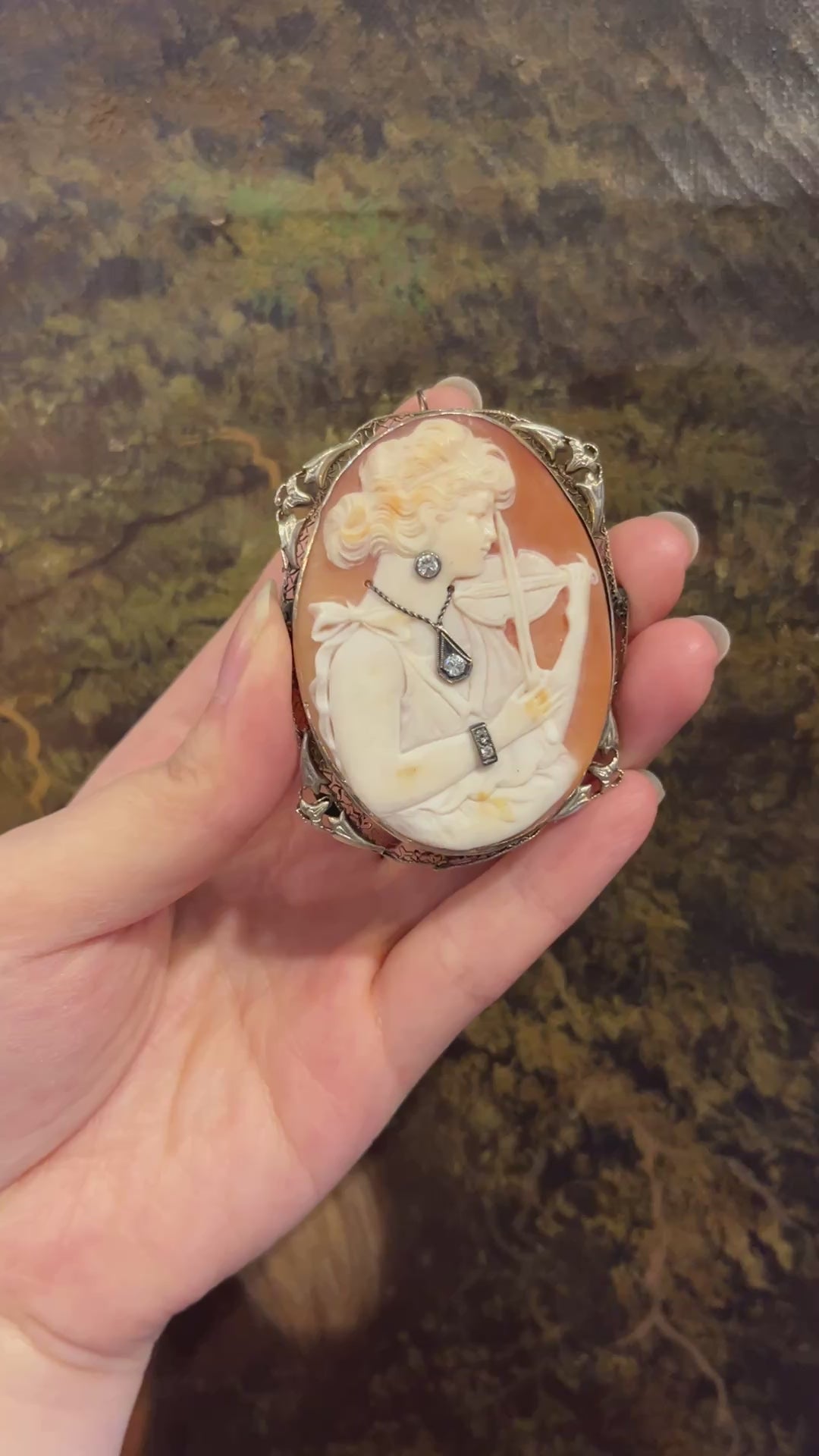 Antique 14K Gold Diamond Violinist Cameo Brooch