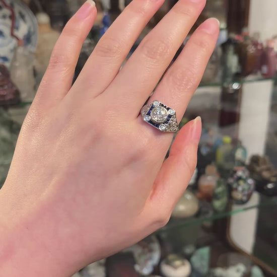 Art Deco 1.5 Carat Diamond Platinum Ring